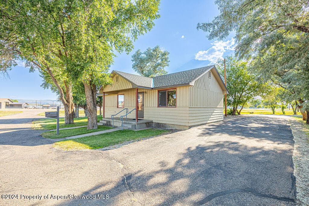 1135 E Highway 40, Craig, CO 81625 - Photo 3