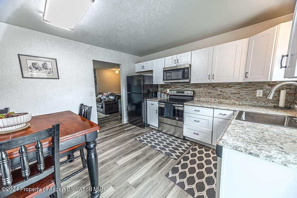 821 Exmoor Road, Craig, CO 81625 - Photo 9