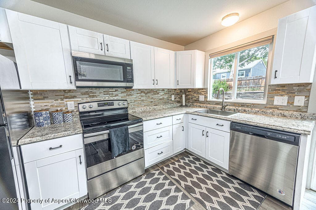 821 Exmoor Road, Craig, CO 81625 - Photo 12