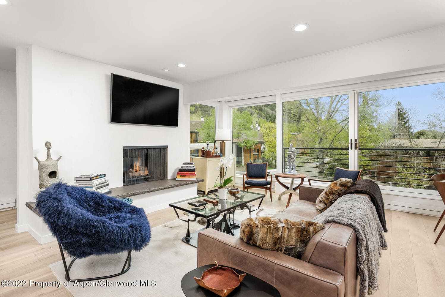 748 S Galena Street 4D - Photo 4