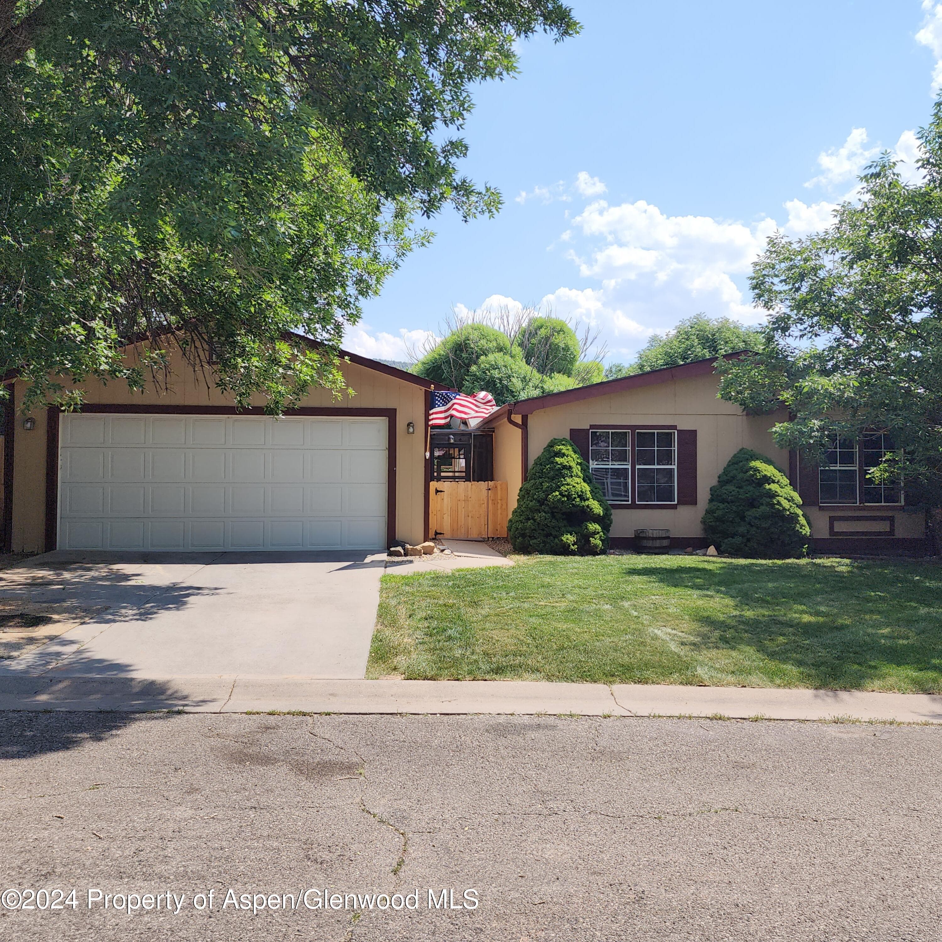 149 Cedar Circle, Parachute, CO 81635 - Photo 1