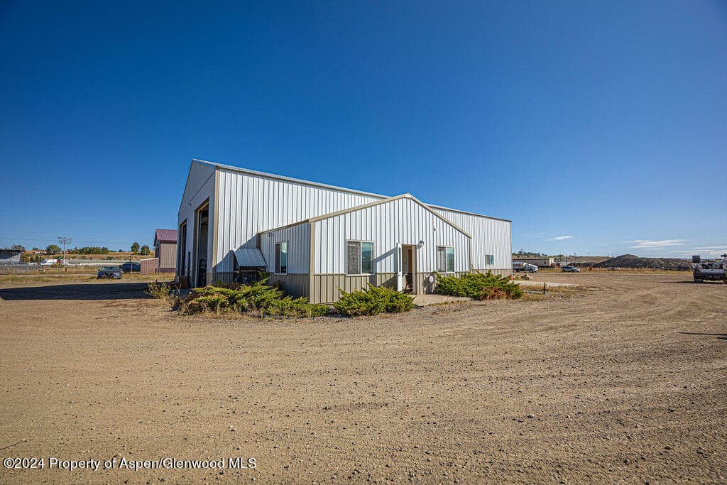194 Preece Avenue, Craig, CO 81625 - Photo 1