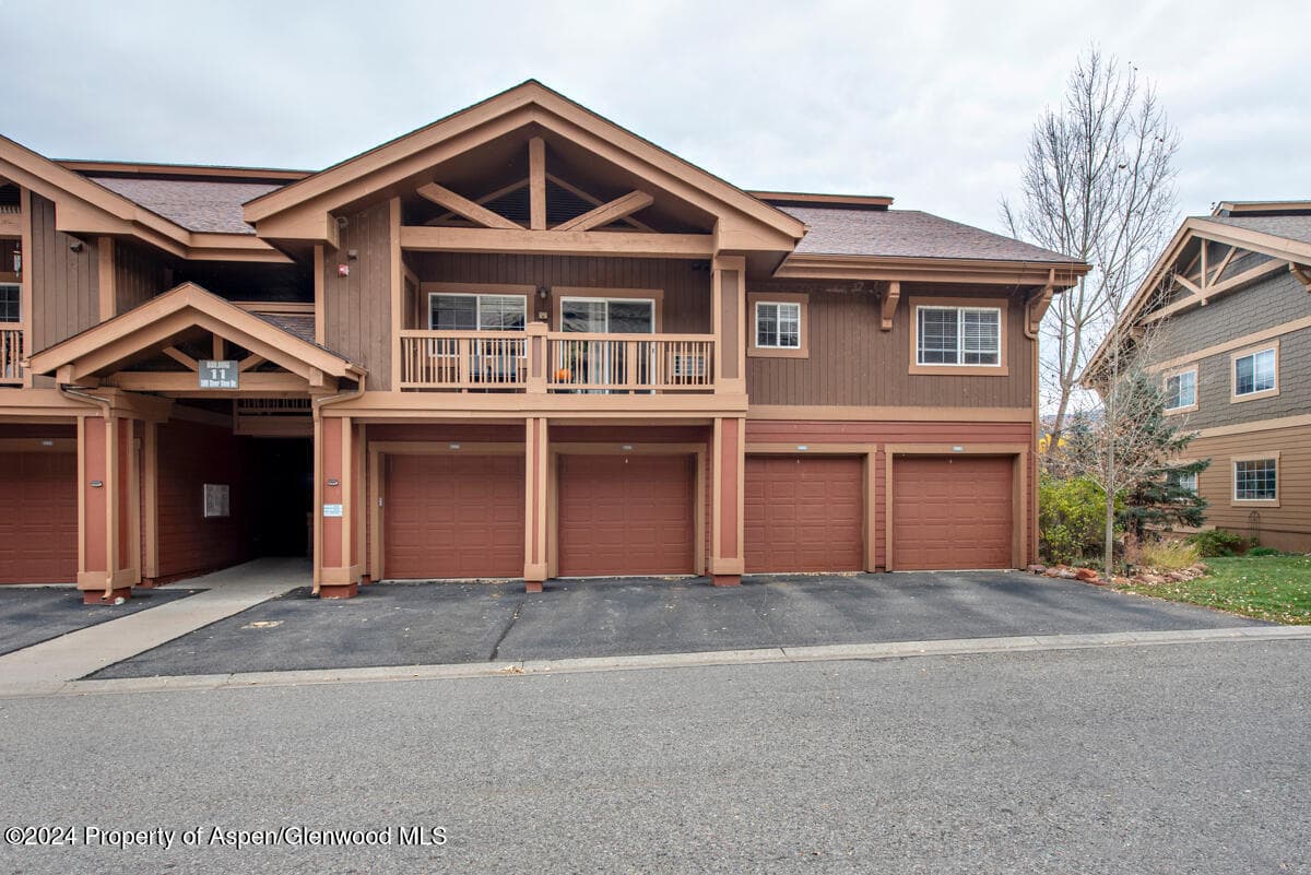 599 River View Drive 1107, New Castle, CO 81647 - Photo 2