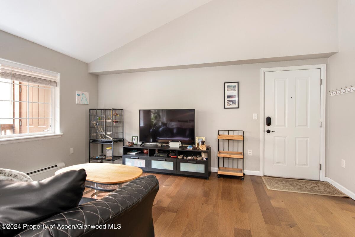 599 River View Drive 1107, New Castle, CO 81647 - Photo 5