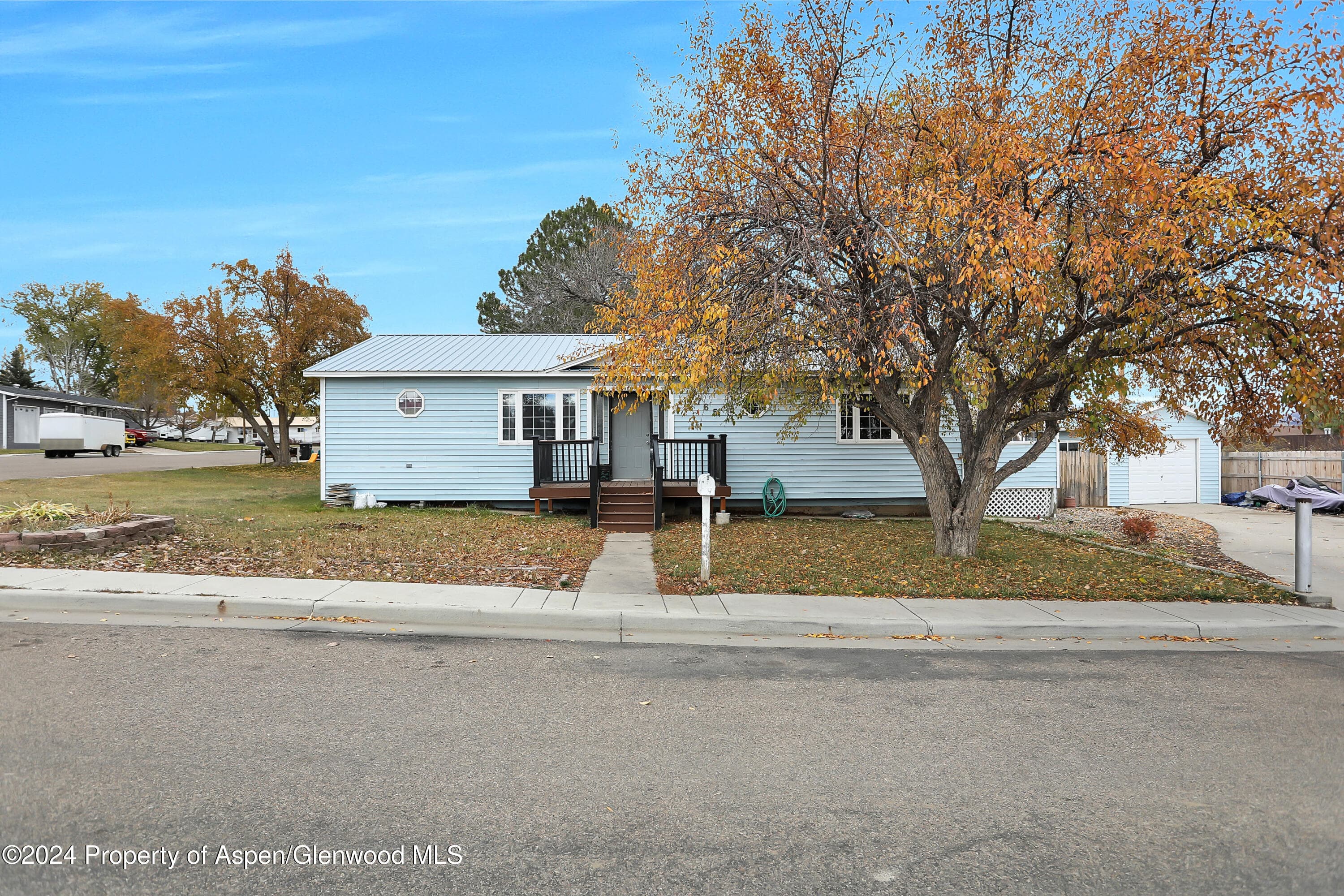 765 STEELE Street, Craig, CO 81625 - Photo 2