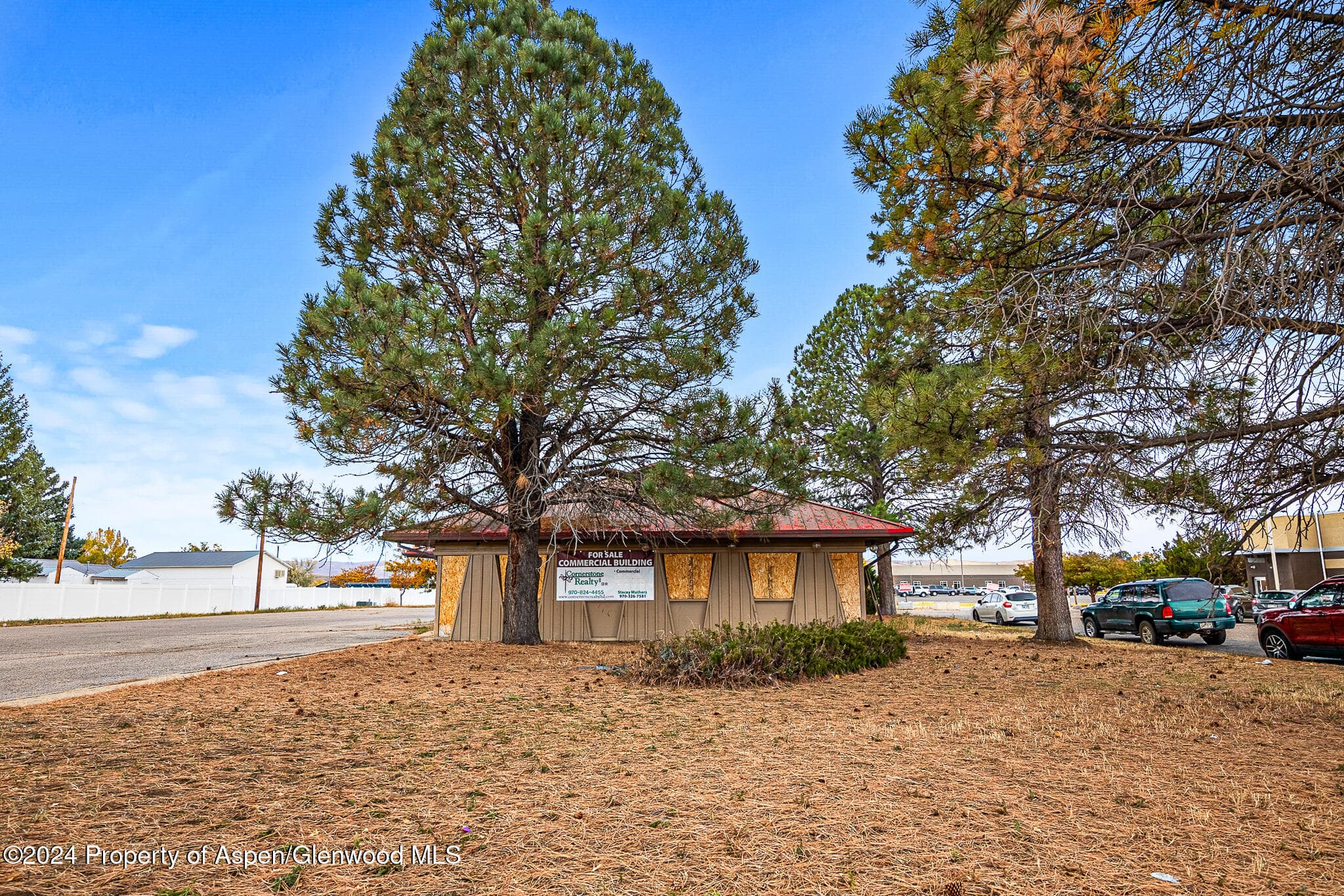 1070 W Victory Way, Craig, CO 81625 - Photo 2
