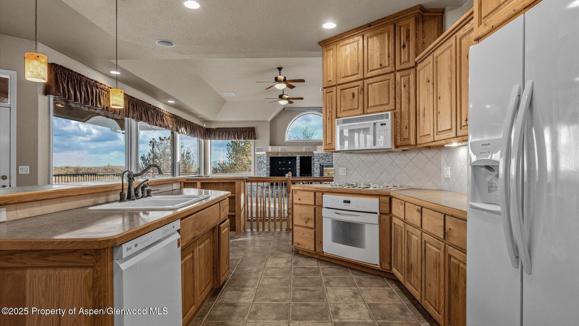 2426 H Road, Grand Junction, CO 81505 - Photo 14