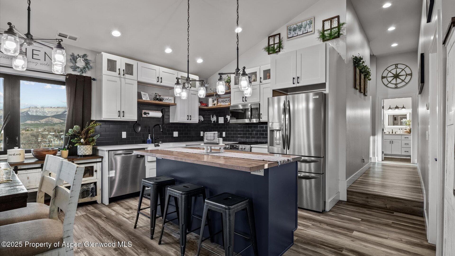 450 E 10th Street, Rifle, CO 81650 - Photo 5