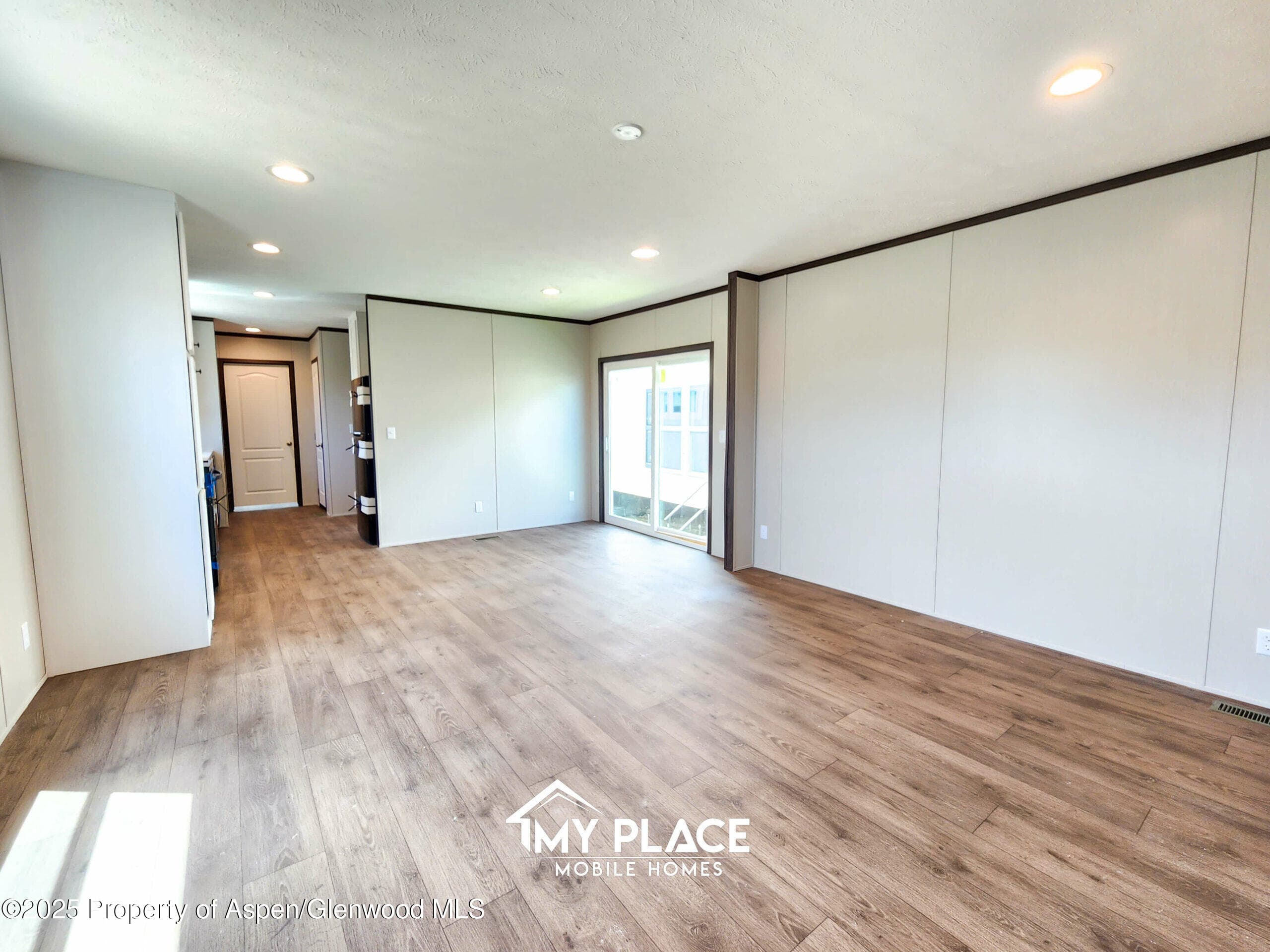 100 Silverton Court, Parachute, CO 81635 - Photo 2