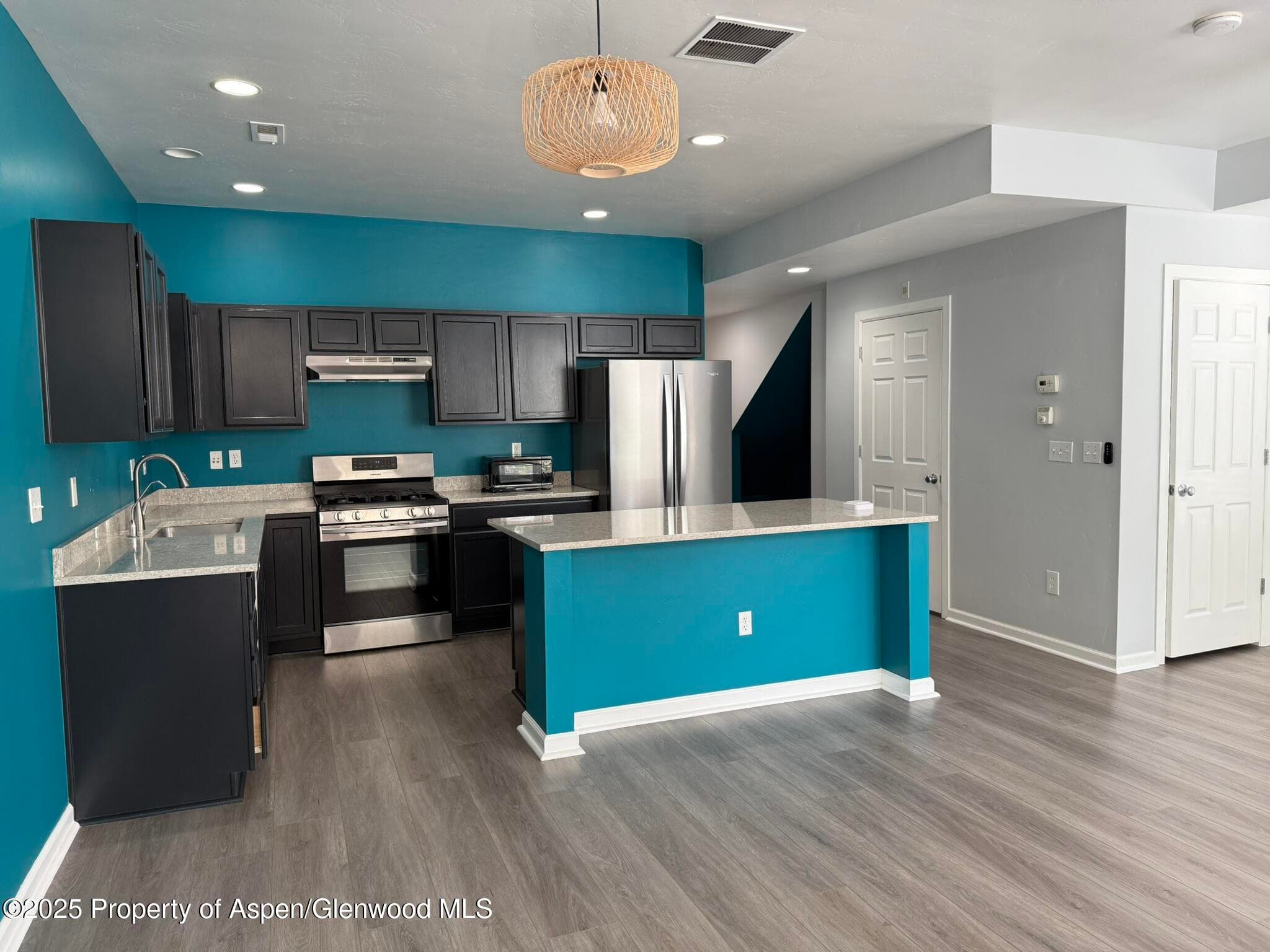 1440 SUMMERVILLE Alley, Glenwood Springs, CO 81601 - Photo 3