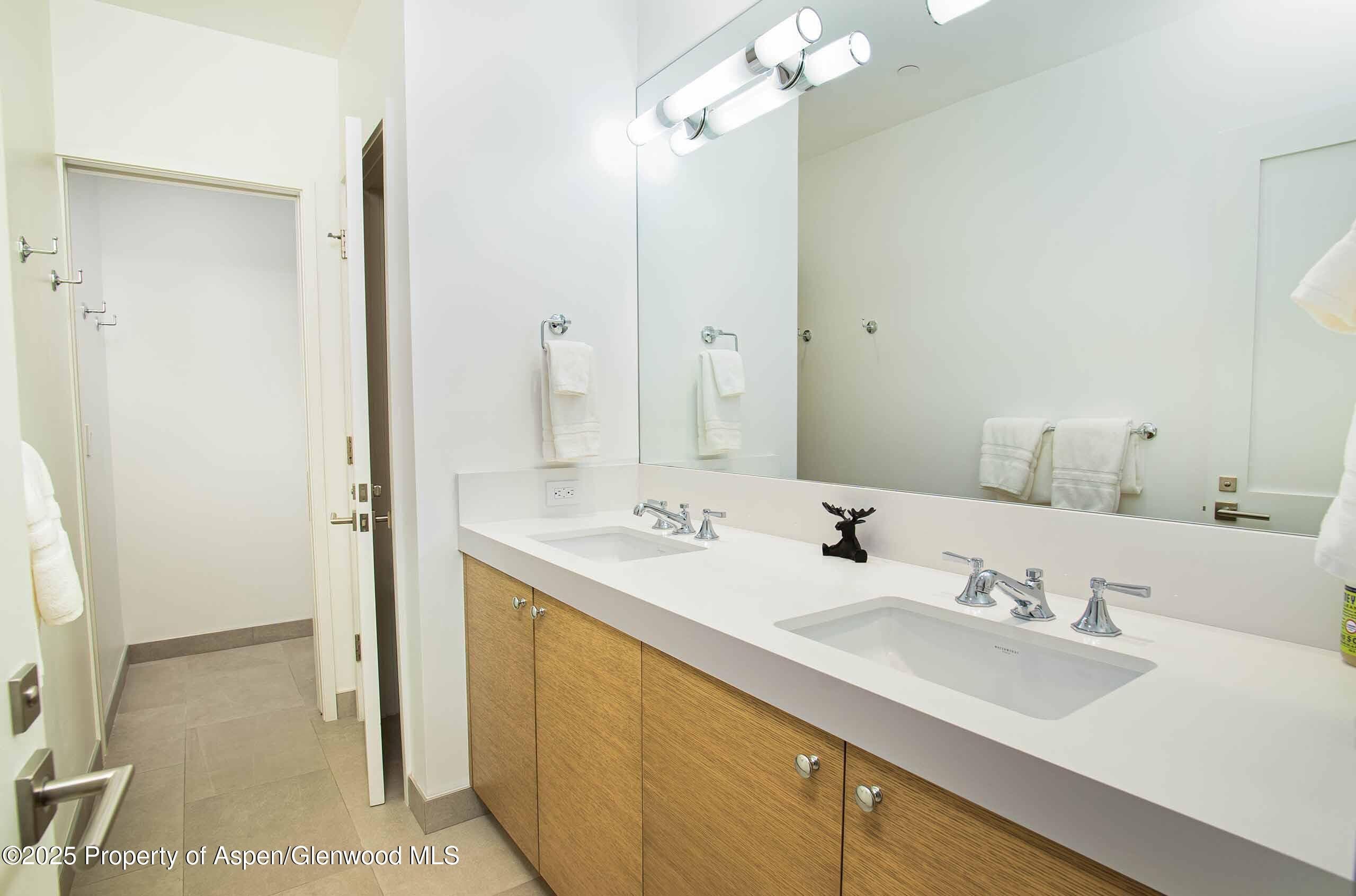 1018 E HYMAN Avenue Unit 1, Aspen, CO 81611 - Photo 17