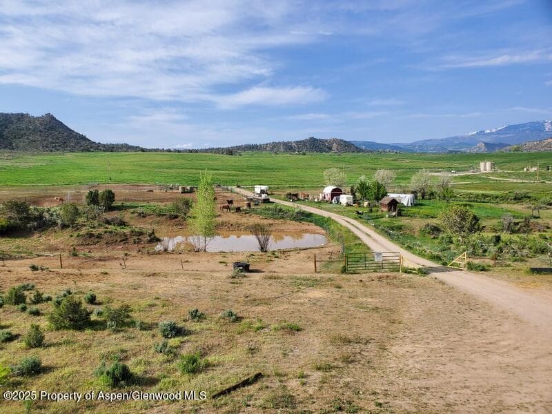 6526 County Road 331, Silt, CO 81652 - Photo 8