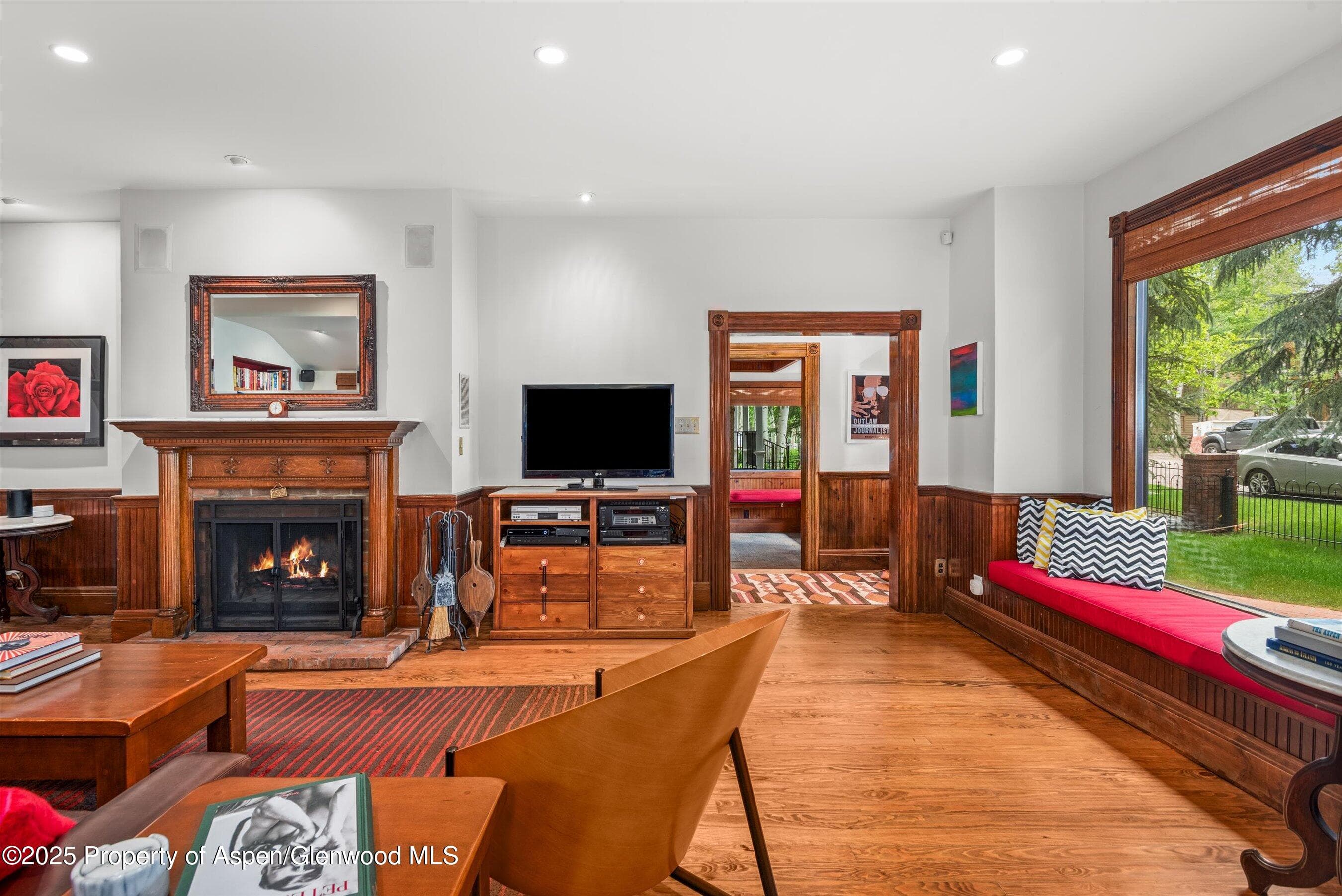 126 W FRANCIS Street, Aspen, CO 81611 - Photo 7