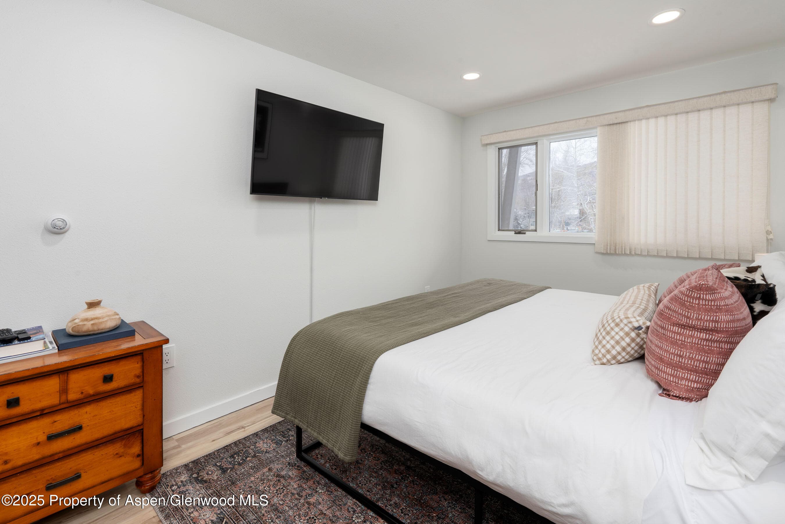 100 E Dean Street Unit 1-D, Aspen, CO 81611 - Photo 14