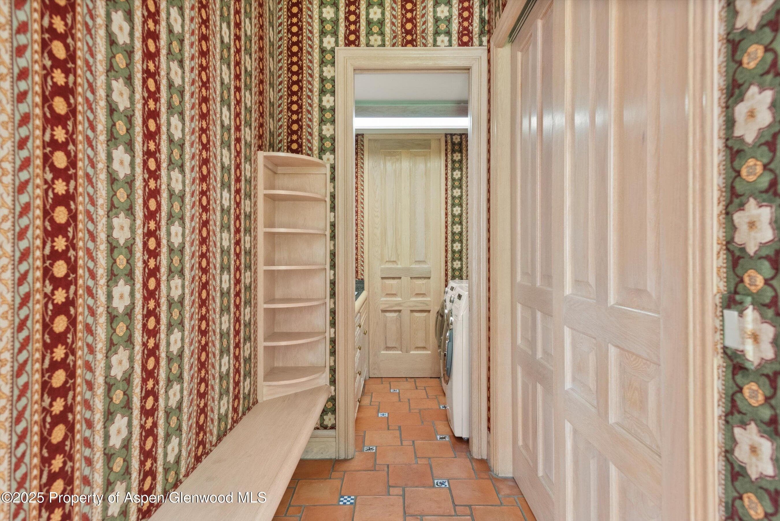 425 W North Street, Aspen, CO 81611 - Photo 23