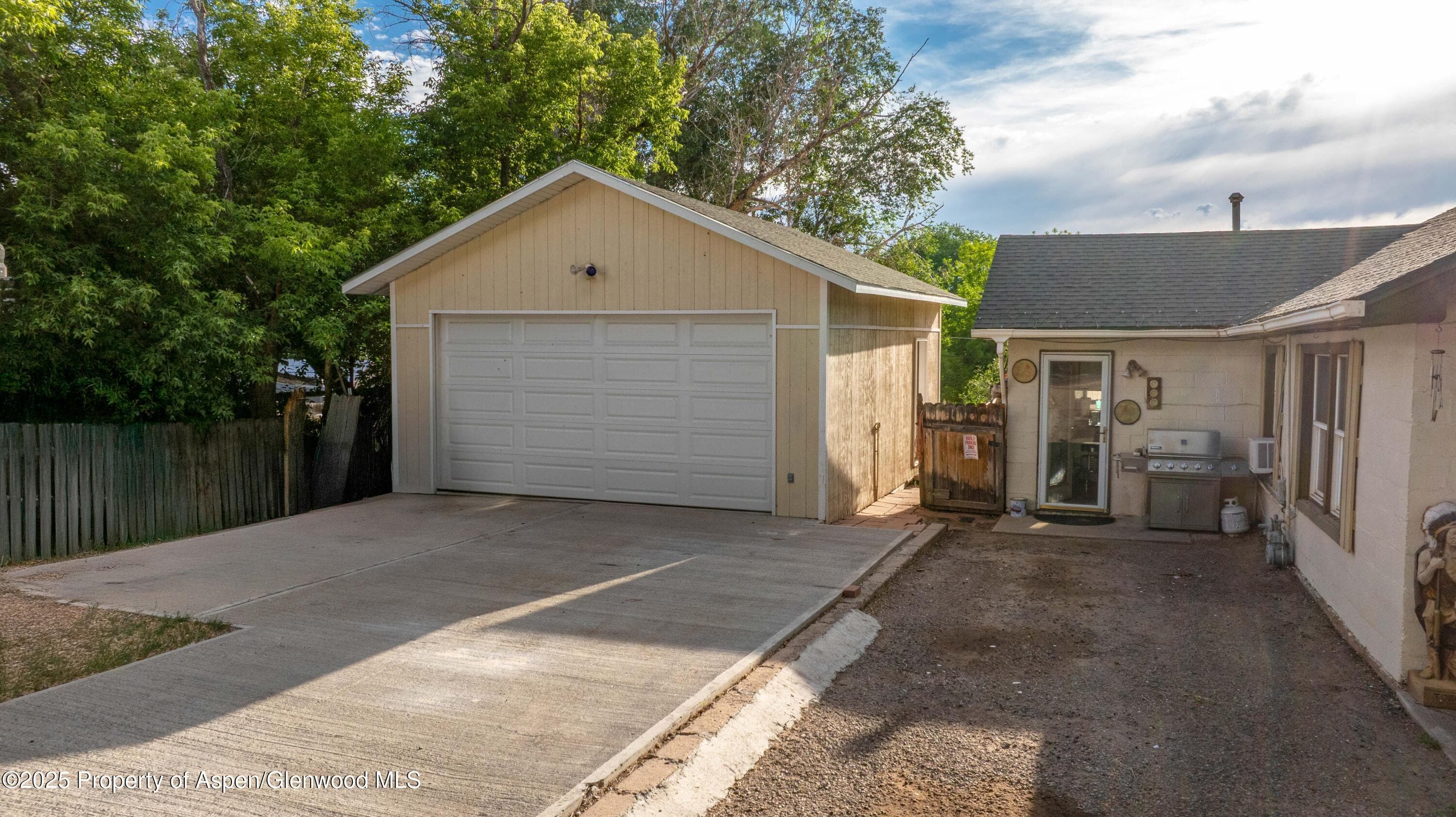 629 Whiteriver Avenue, Rifle, CO 81650 - Photo 9