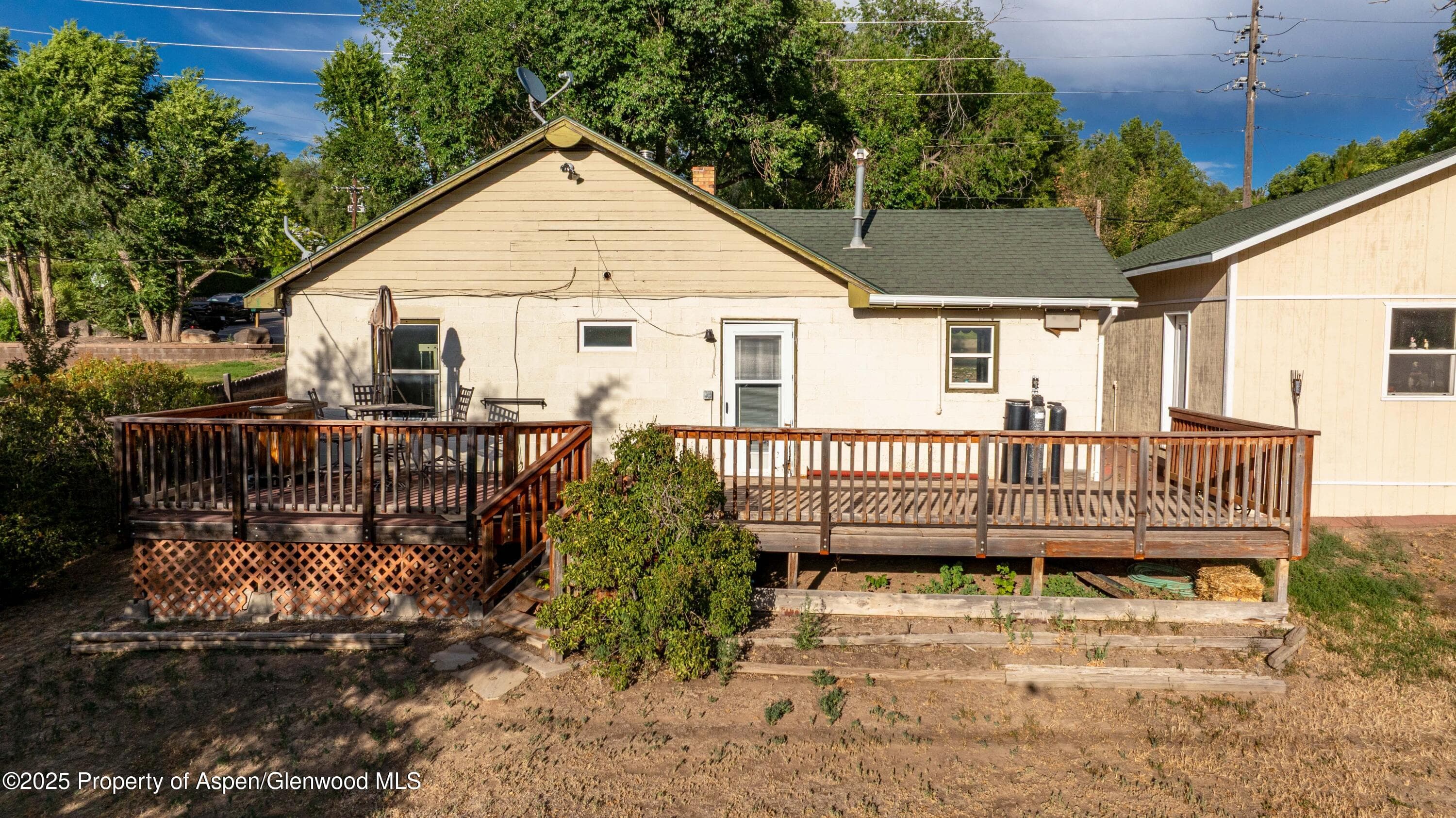 629 Whiteriver Avenue, Rifle, CO 81650 - Photo 8