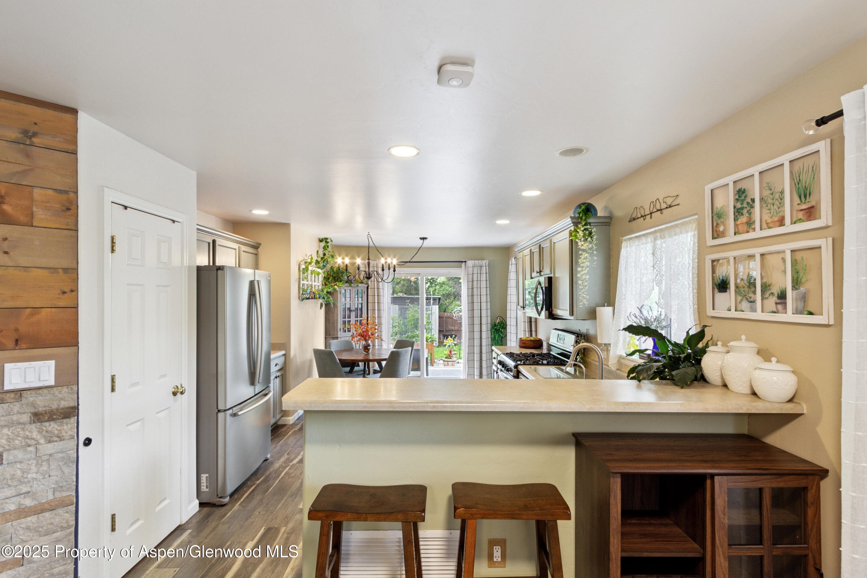 730 Storm King Circle, New Castle, CO 81647 - Photo 7