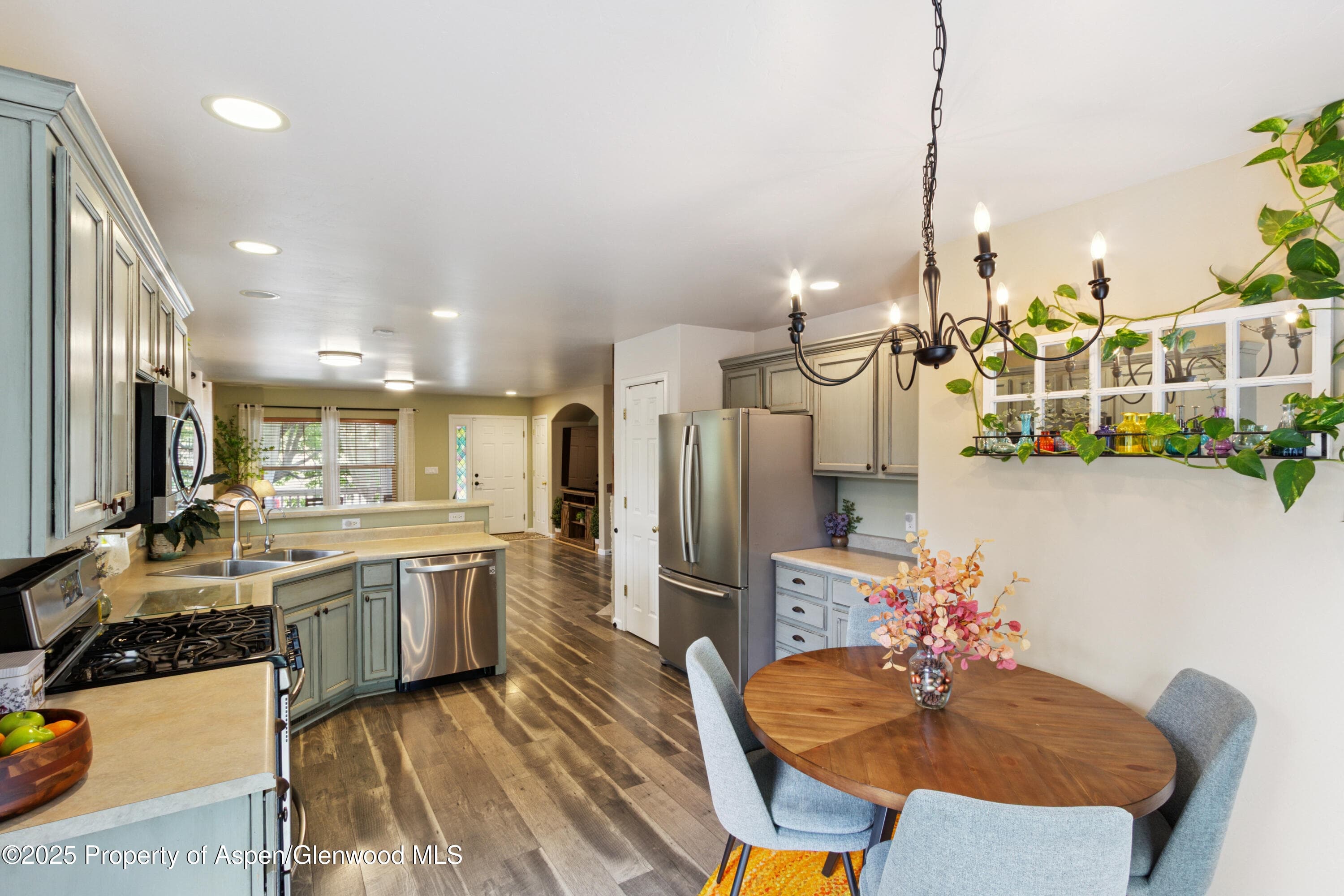 730 Storm King Circle, New Castle, CO 81647 - Photo 10
