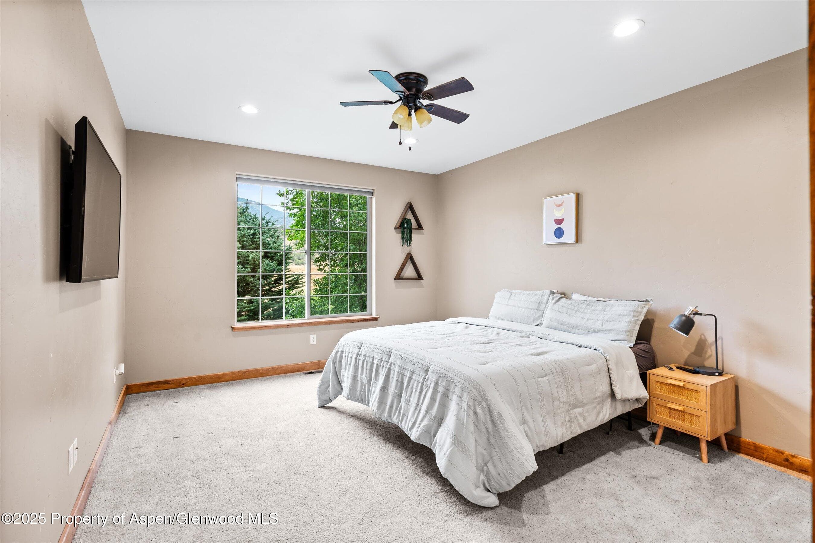 258 Blackhawk Drive, New Castle, CO 81647 - Photo 14