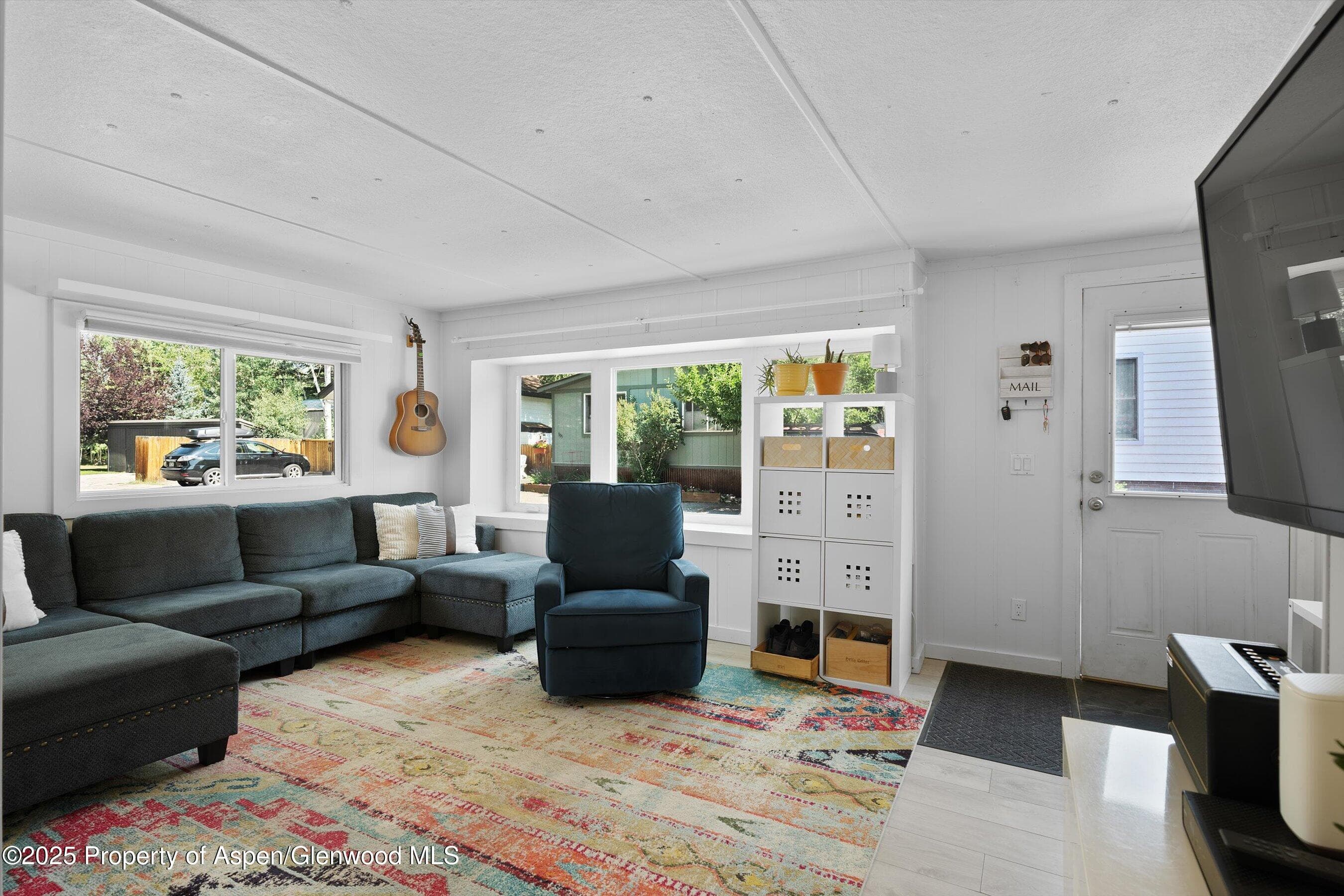 306 Oak Lane, Aspen, CO 81611 - Photo 2