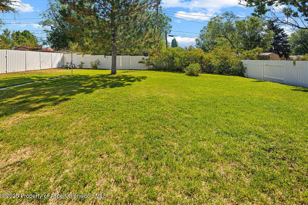 801 Steele Street, Craig, CO 81625 - Photo 28