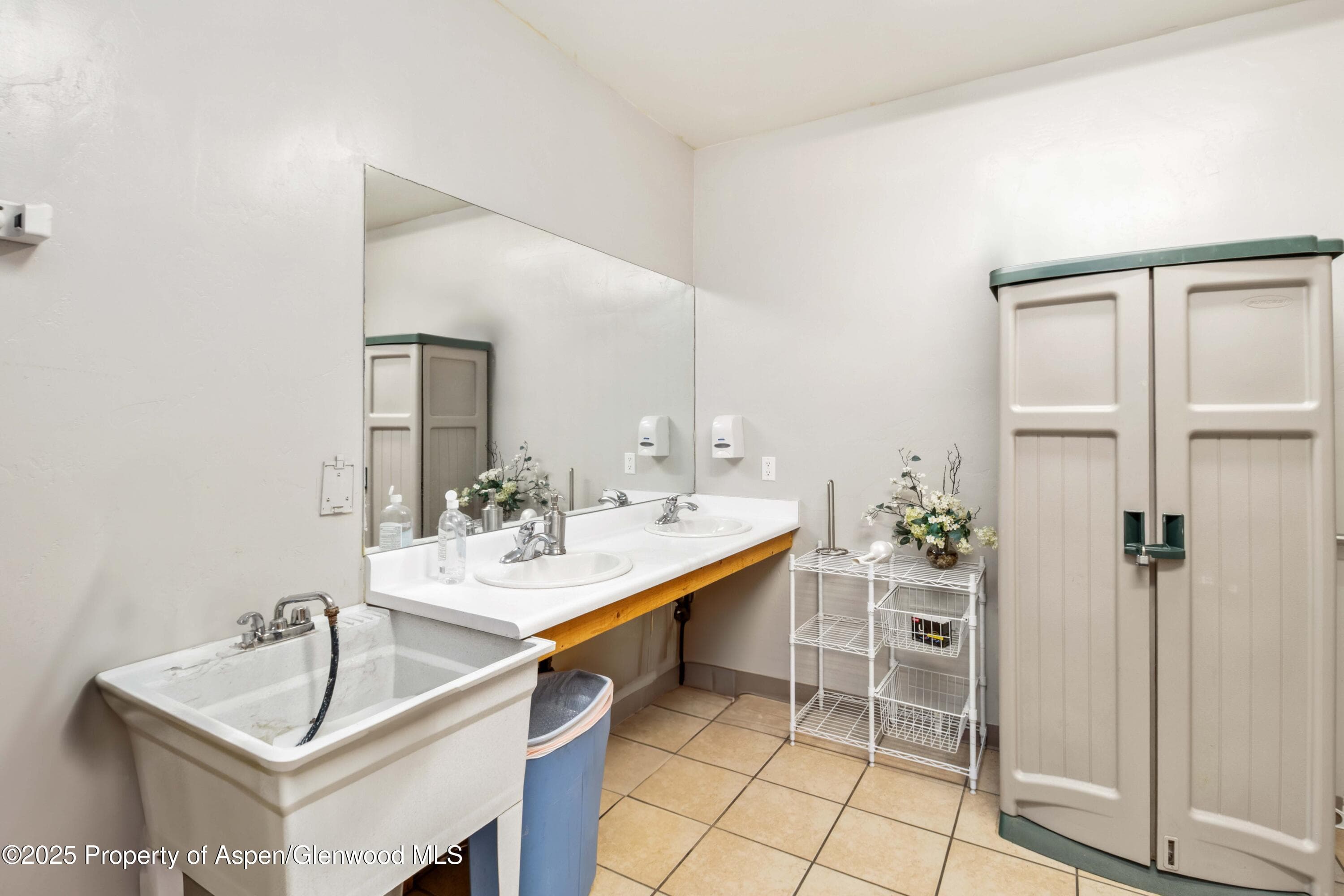 800 Railroad Avenue, Rifle, CO 81650 - Photo 14