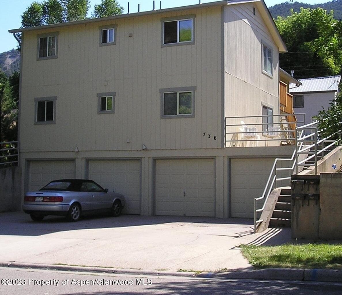 736 Bennett Avenue, Glenwood Springs, CO 81601 - Photo 1