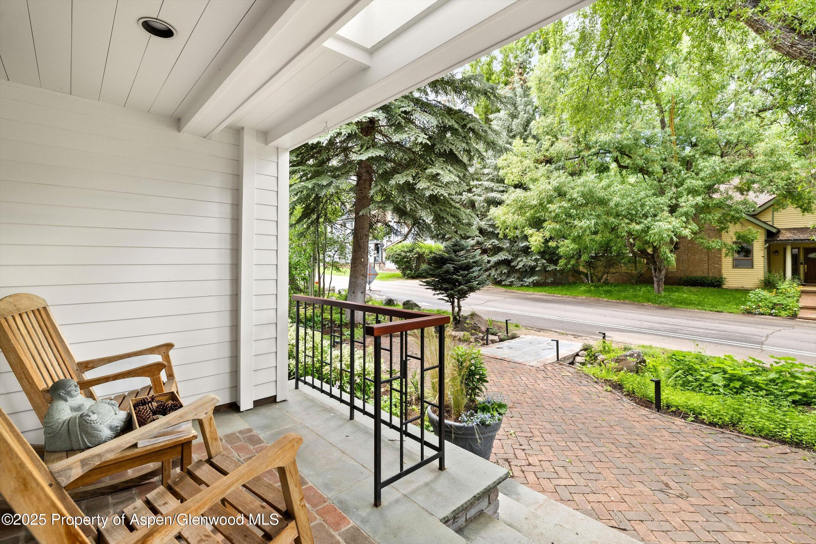 437 W Smuggler Street, Aspen, CO 81611 - Photo 31