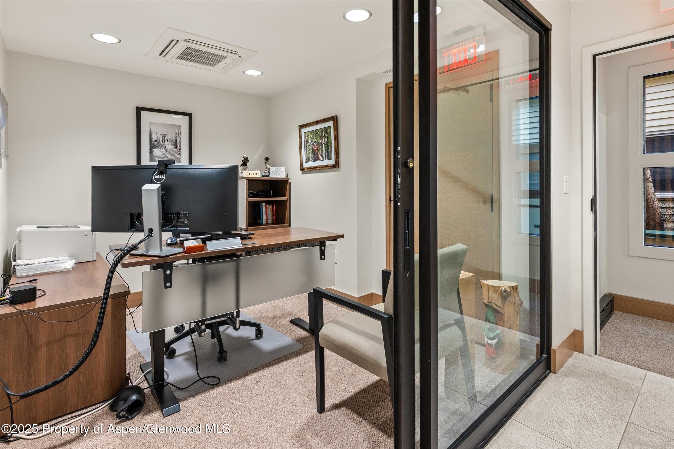 122 W Main Street, Aspen, CO 81611 - Photo 24