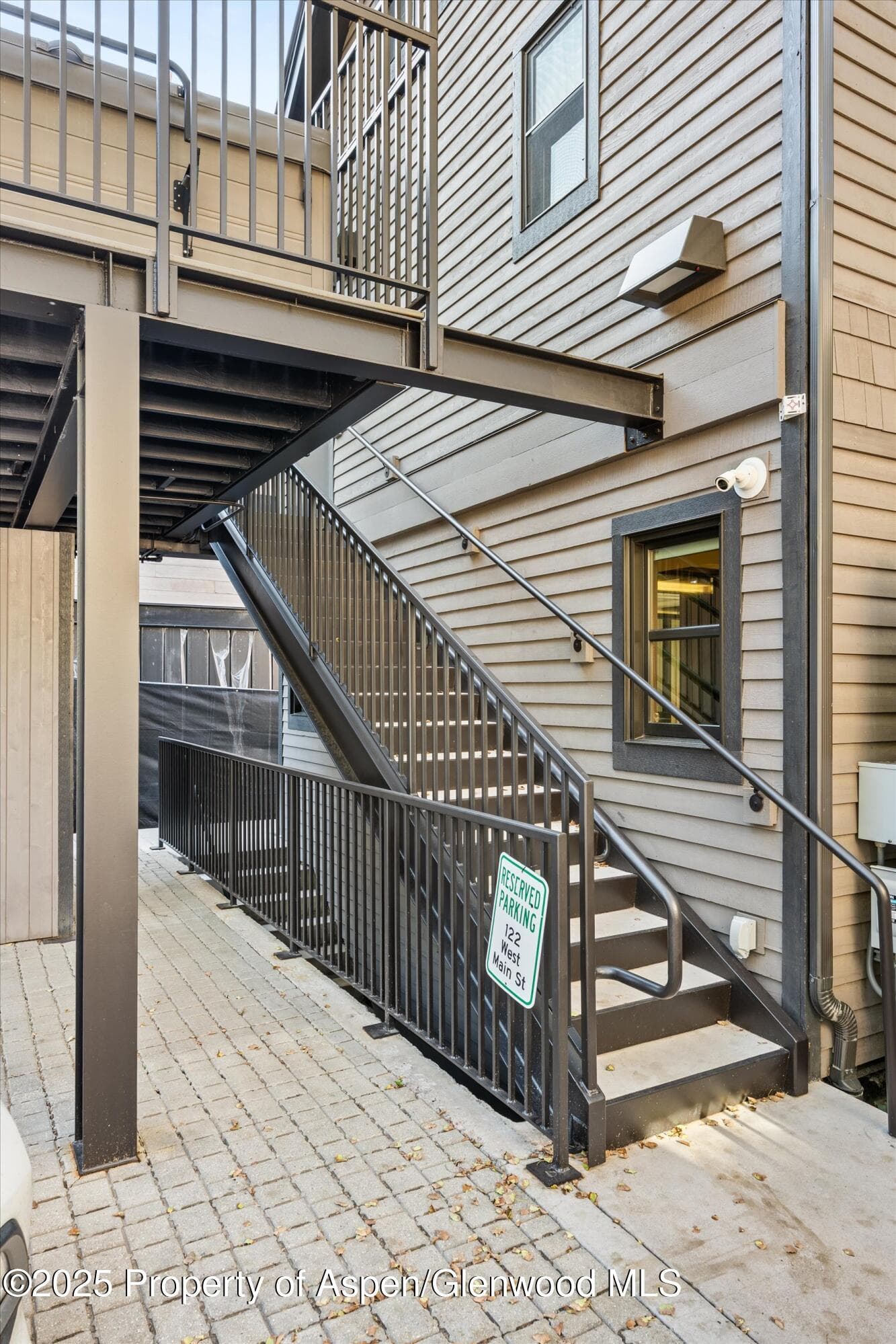 122 W Main Street, Aspen, CO 81611 - Photo 60