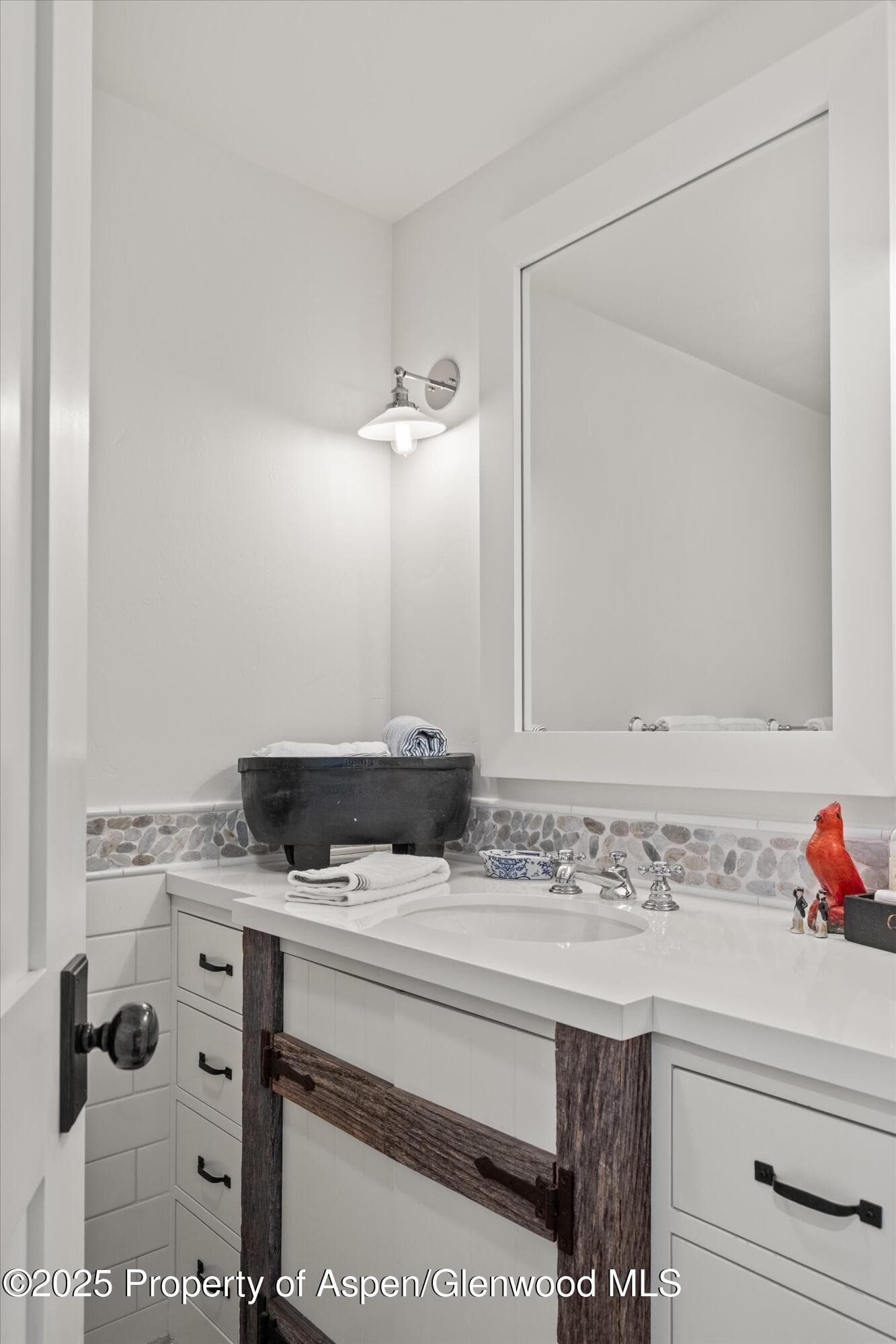9555 Castle Creek Road, Aspen, CO 81611 - Photo 27