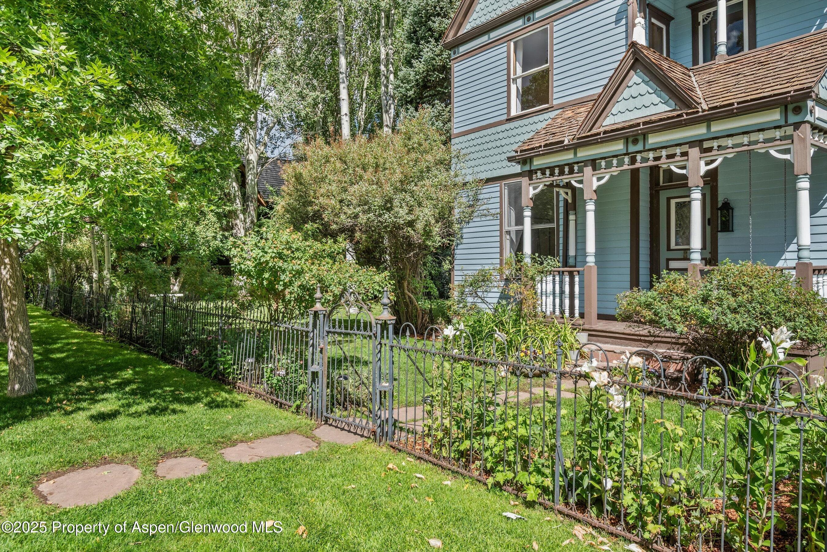 500 W Francis Street, Aspen, CO 81611 - Photo 13