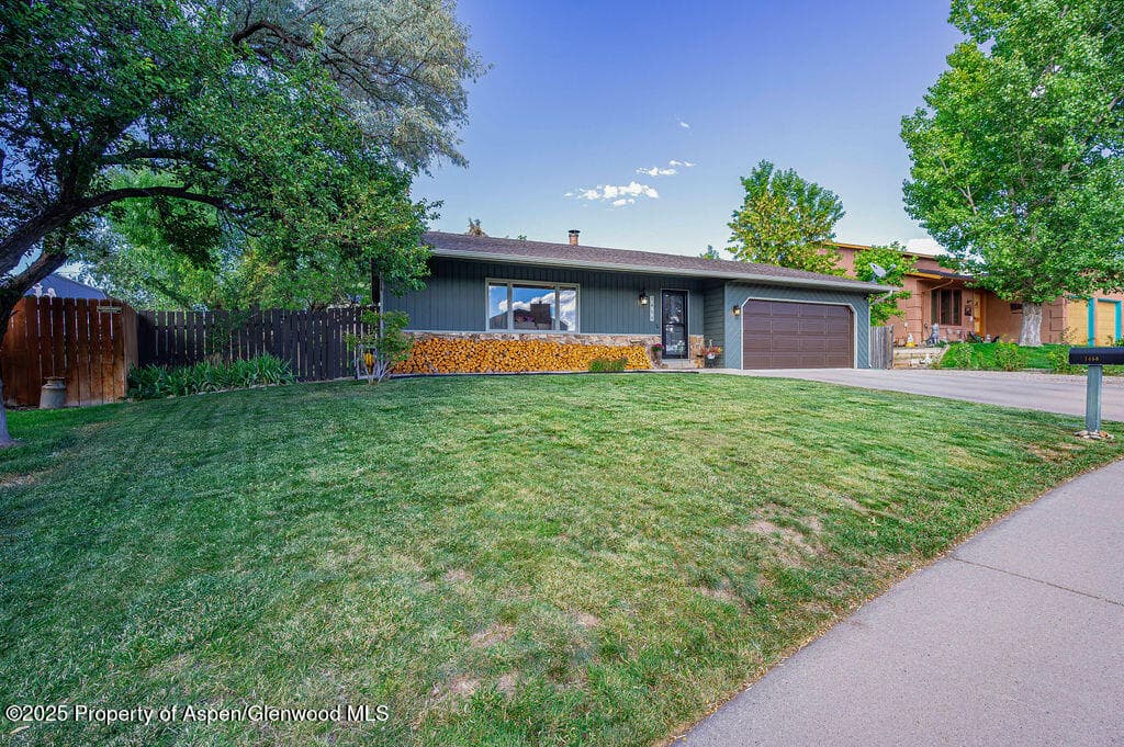 1458 E 12th St Street, Rifle, CO 81650 - Photo 2