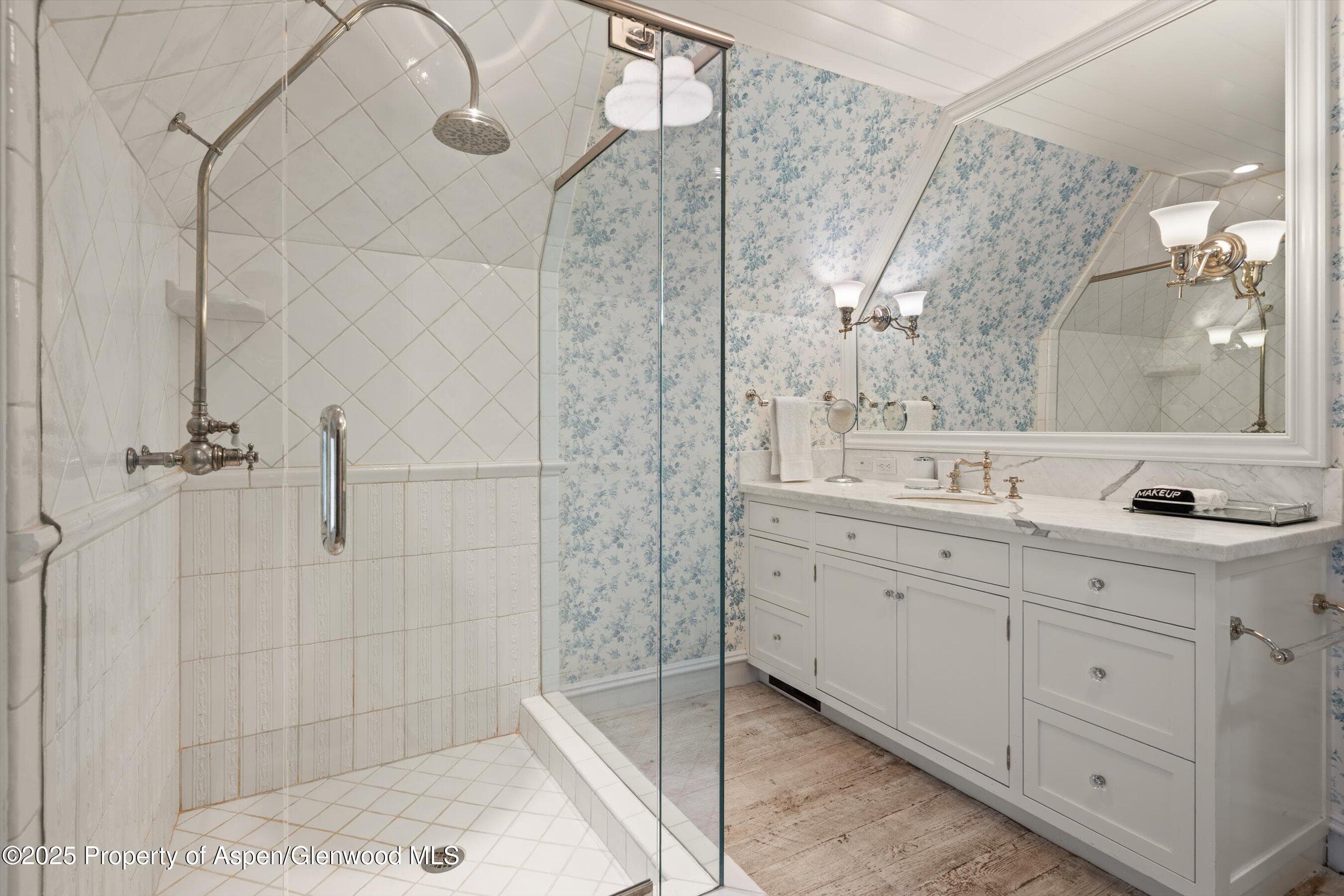 200 W Hopkins Avenue, Aspen, CO 81611 - Photo 21