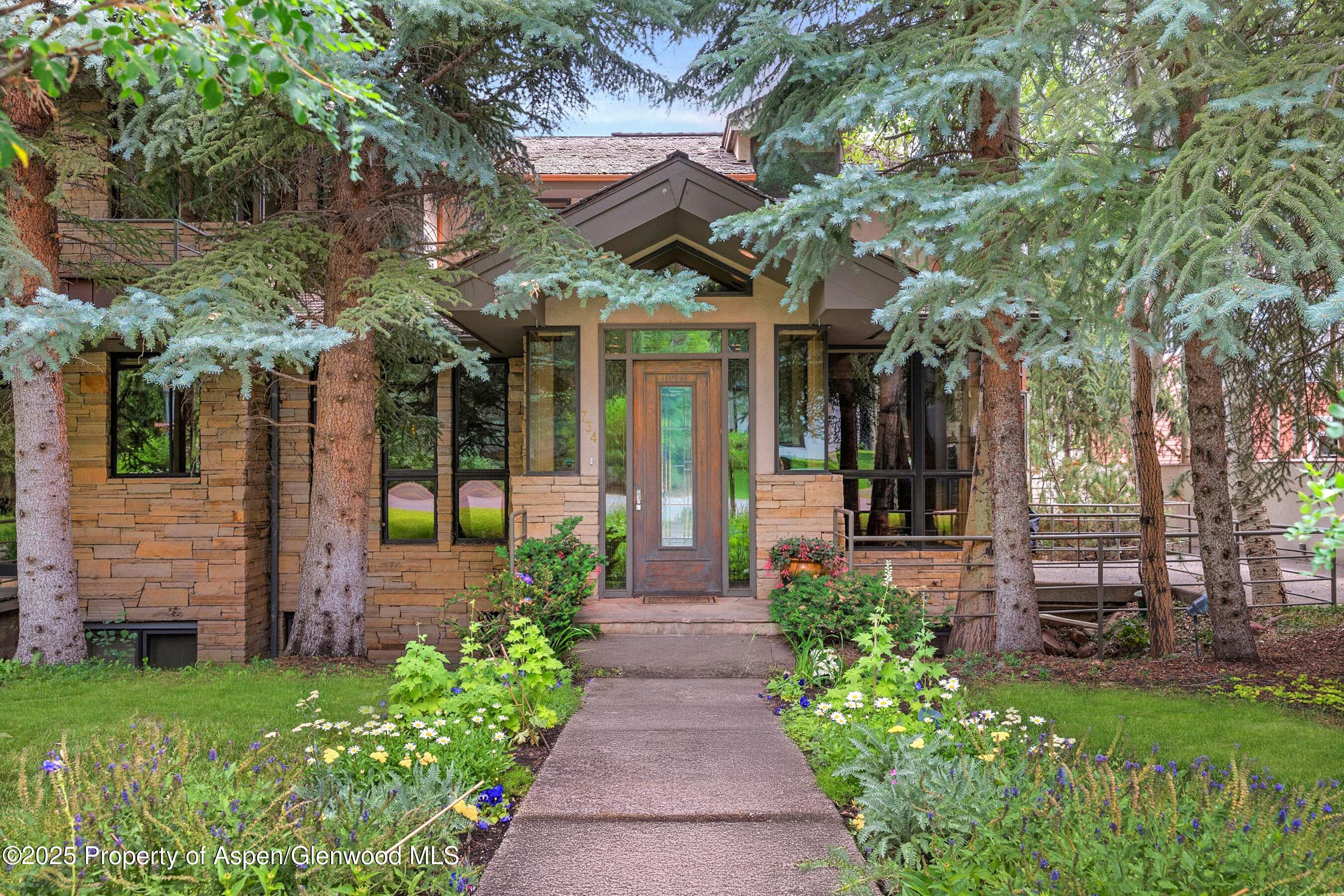 734 W Smuggler Street, Aspen, CO 81611