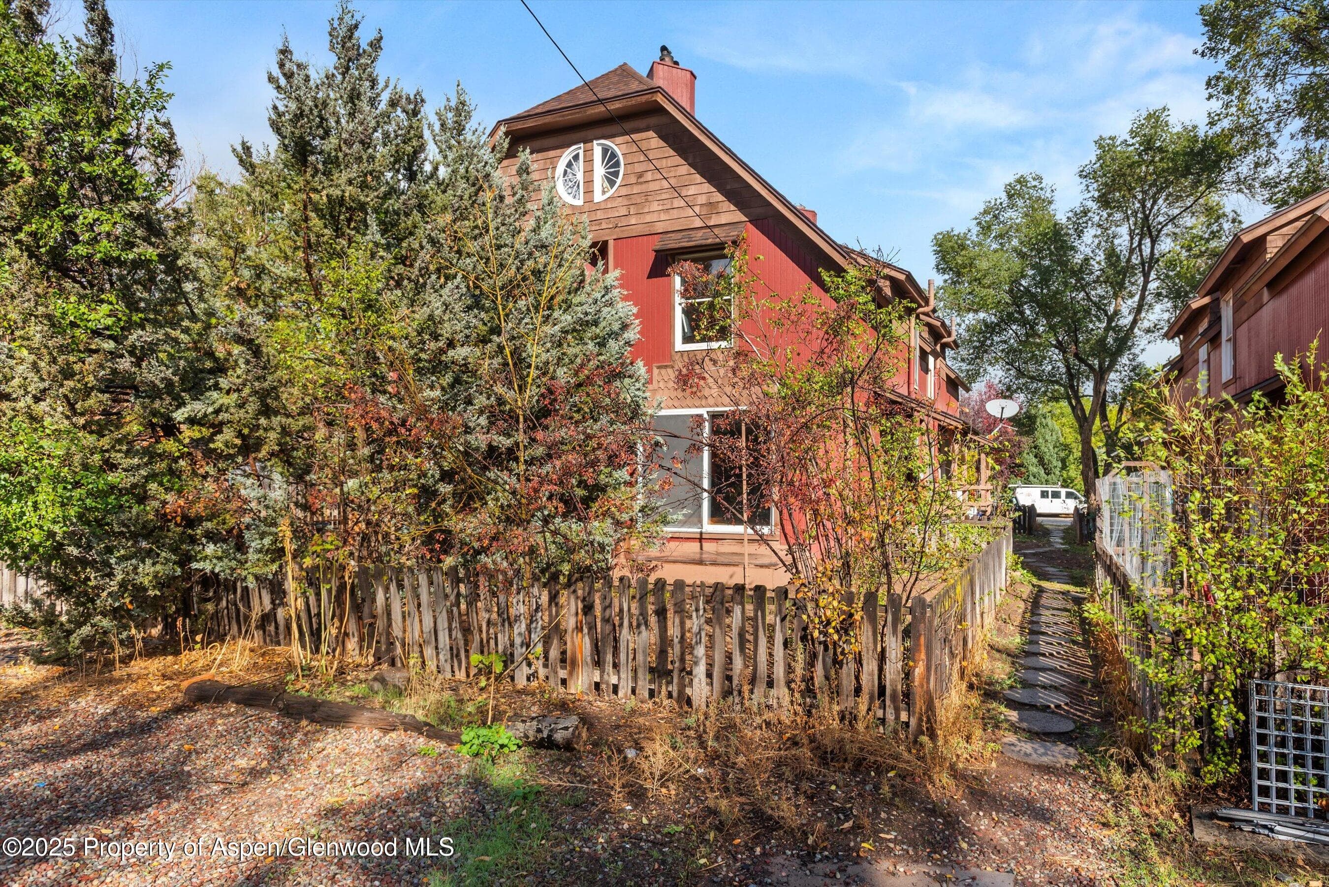 762 Lincoln Avenue, Carbondale, CO 81623 - Photo 1