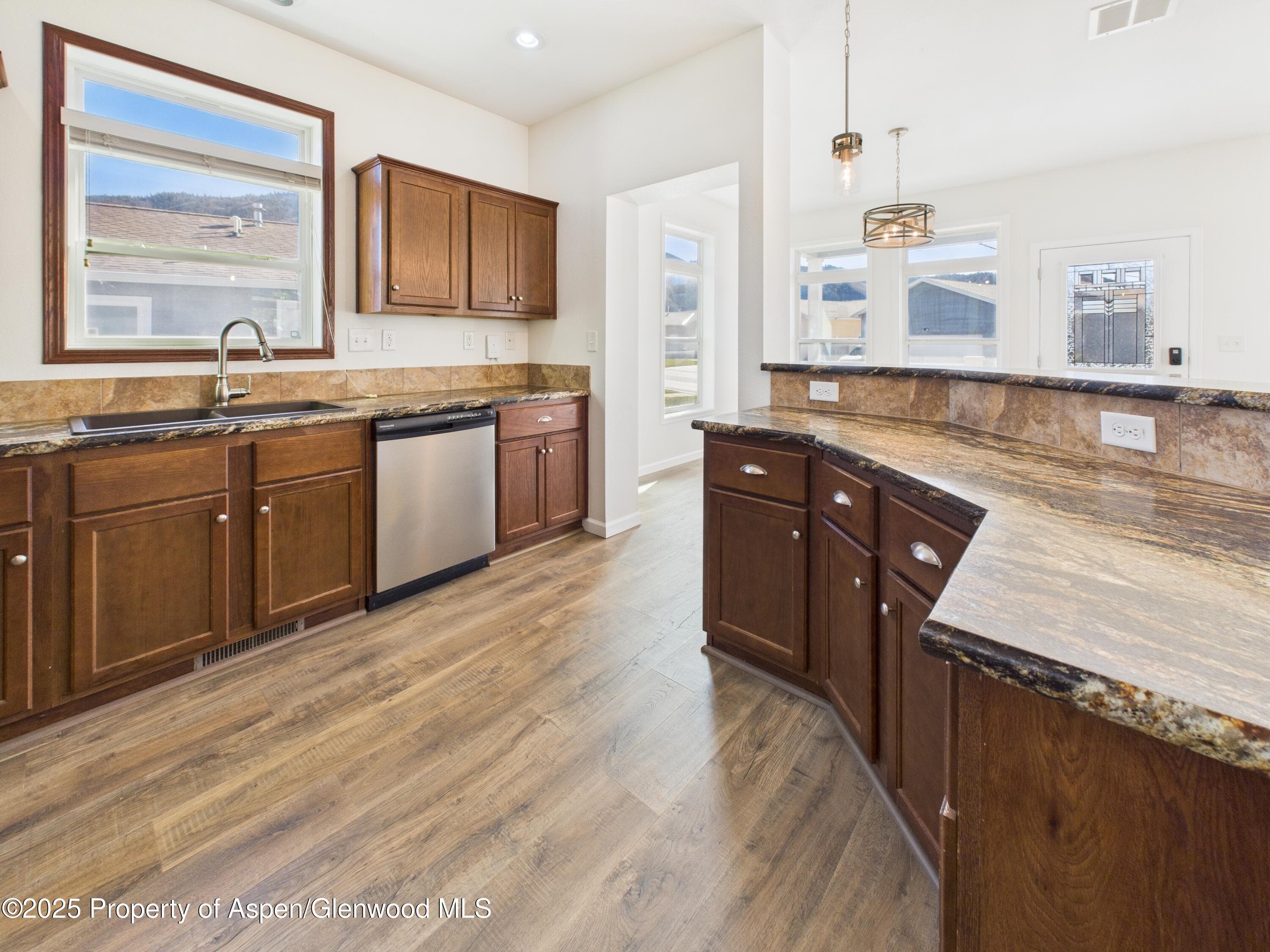 68 Salmon Loop Loop, Gypsum, CO 81637 - Photo 12