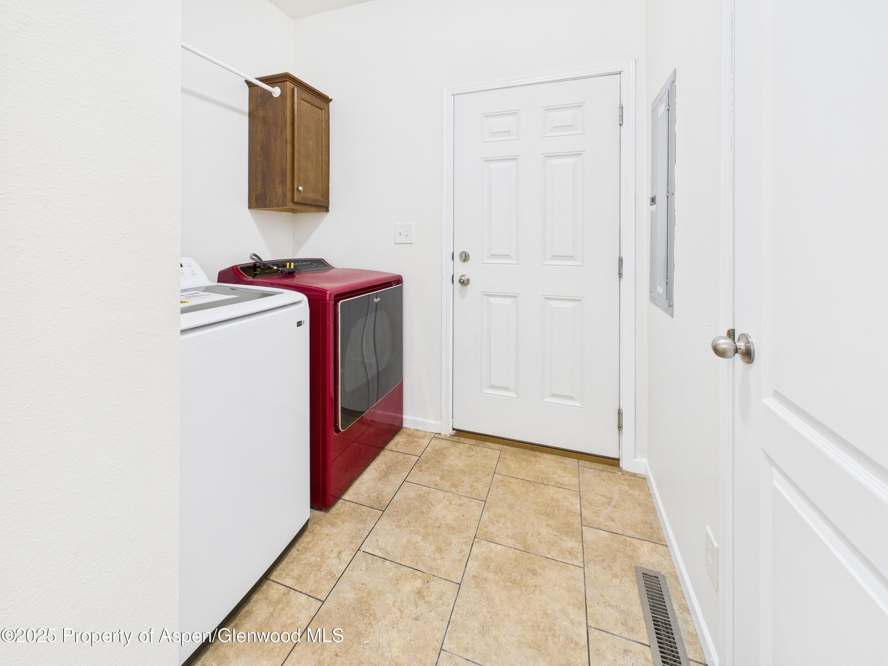 68 Salmon Loop Loop, Gypsum, CO 81637 - Photo 15