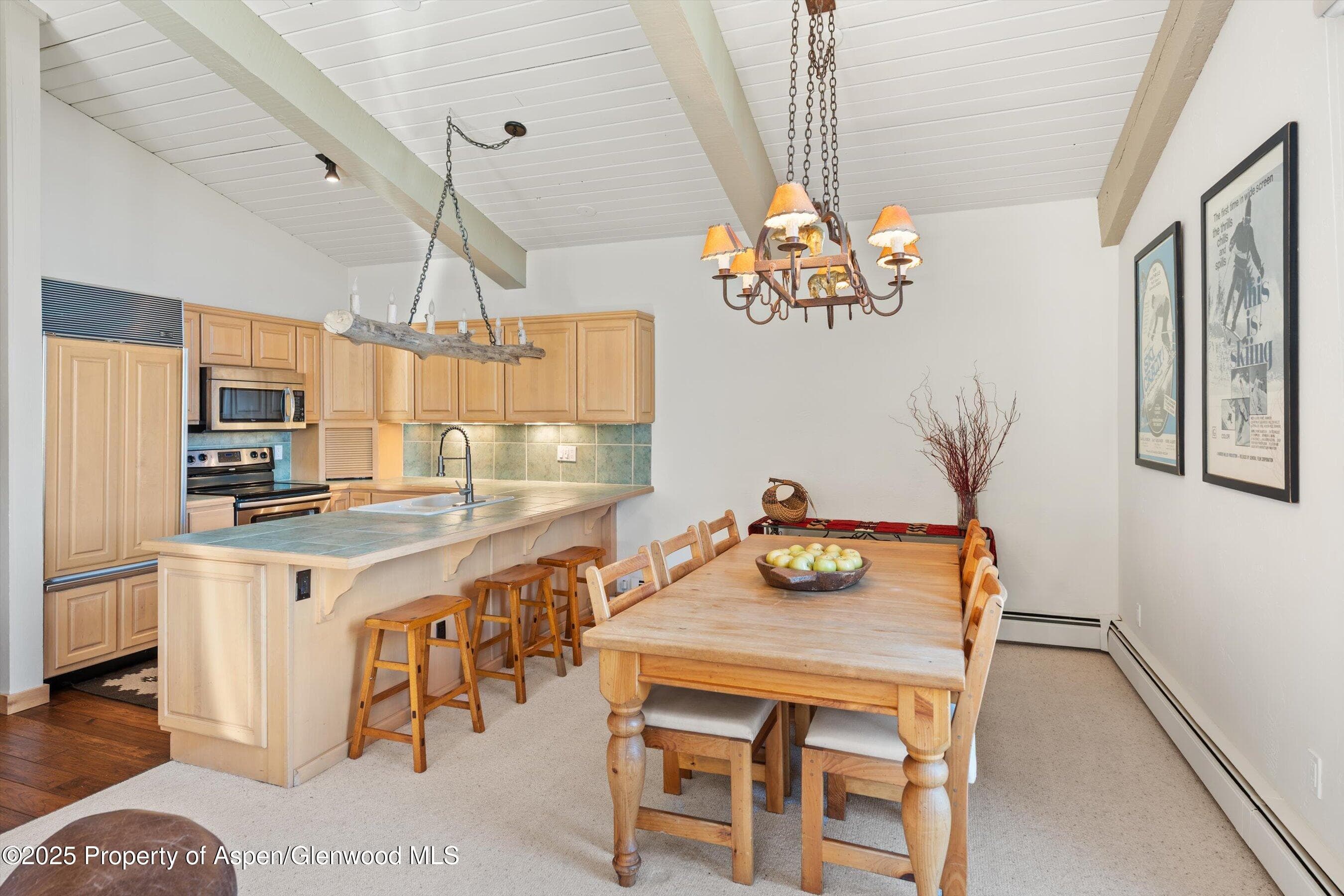 855 CARRIAGE Way 303 - Photo 11