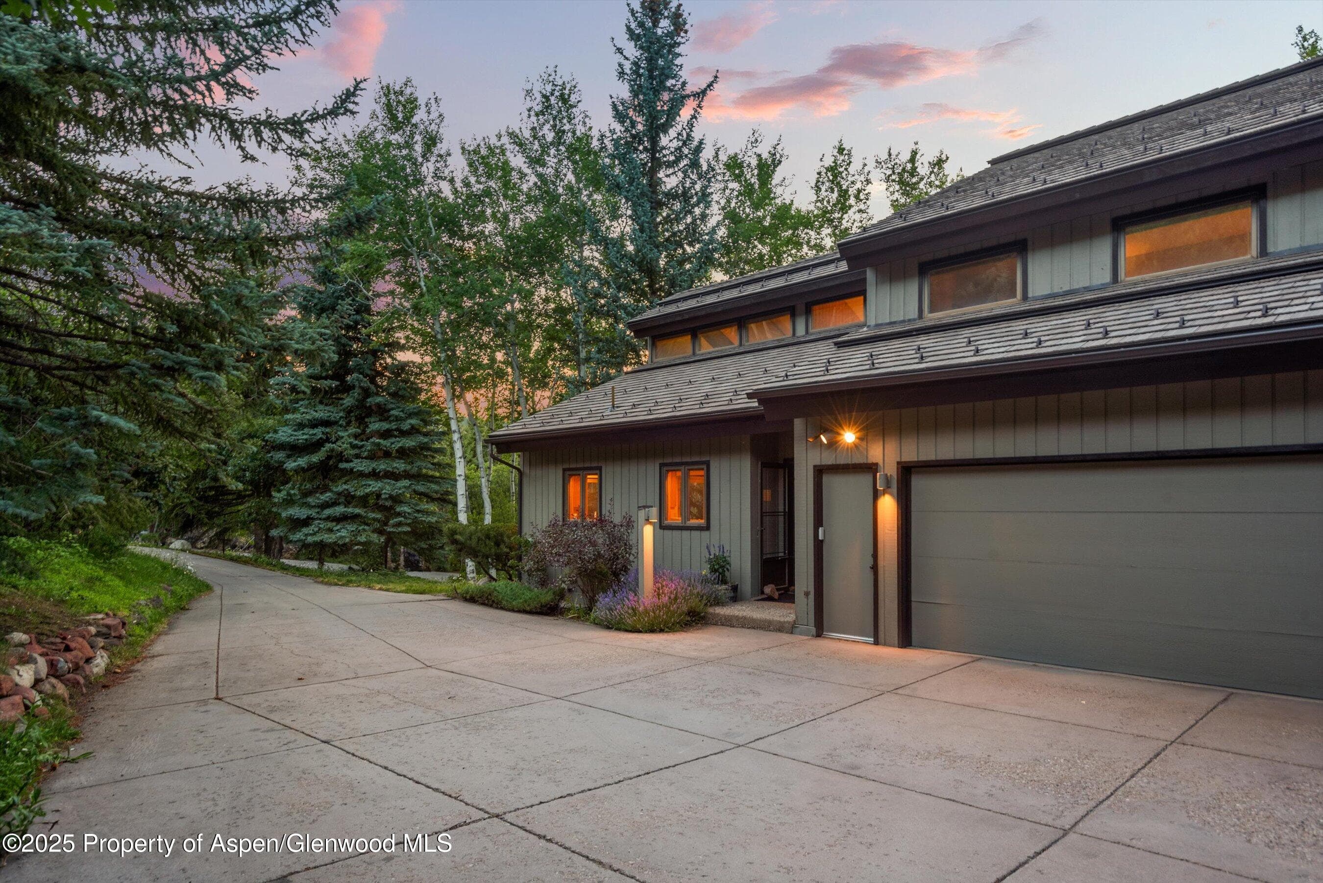 28 Larkspur Lane, Aspen, CO 81611 - Photo 2