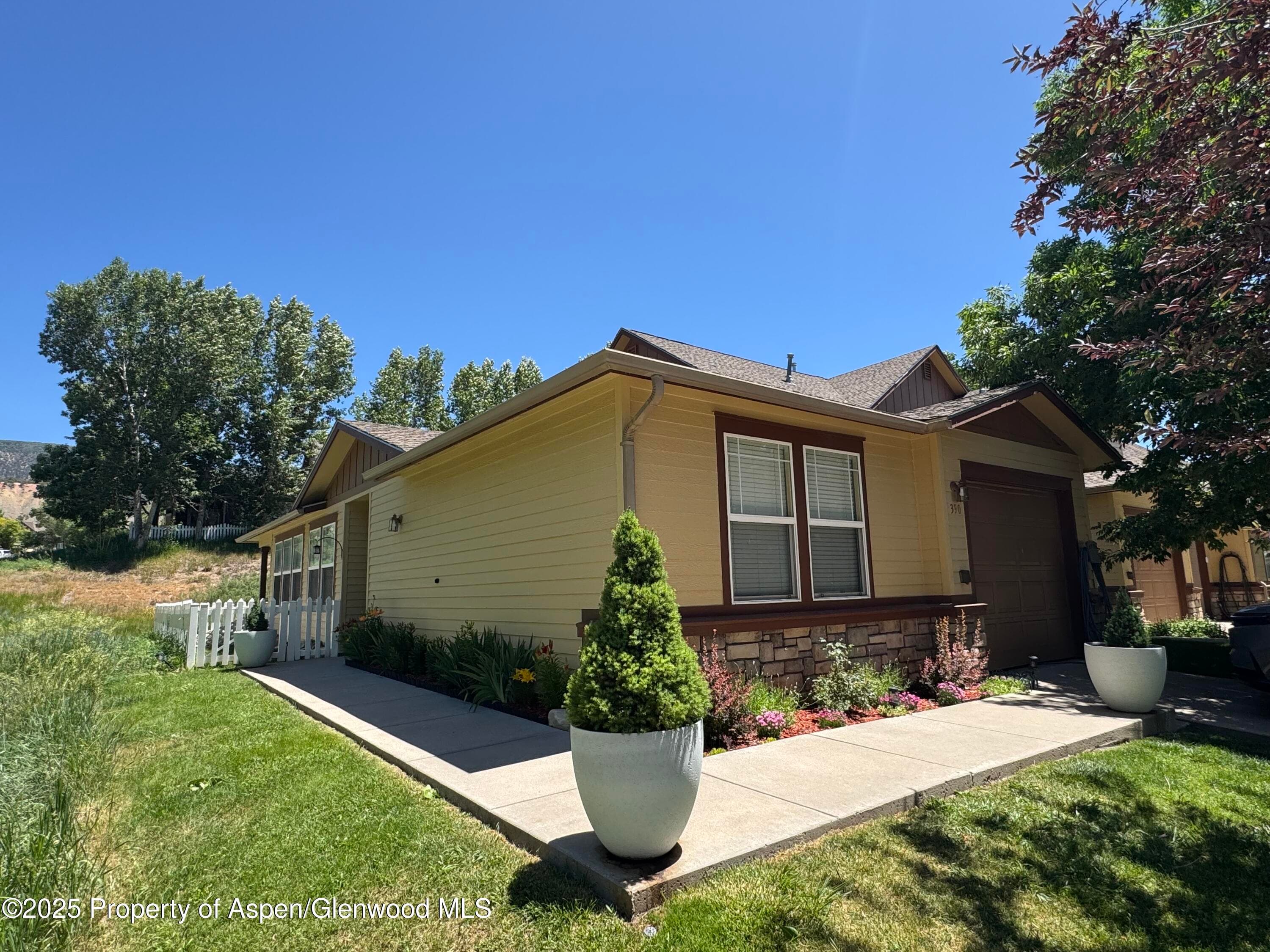 390 Maroon Court, New Castle, CO 81647 - Photo 1