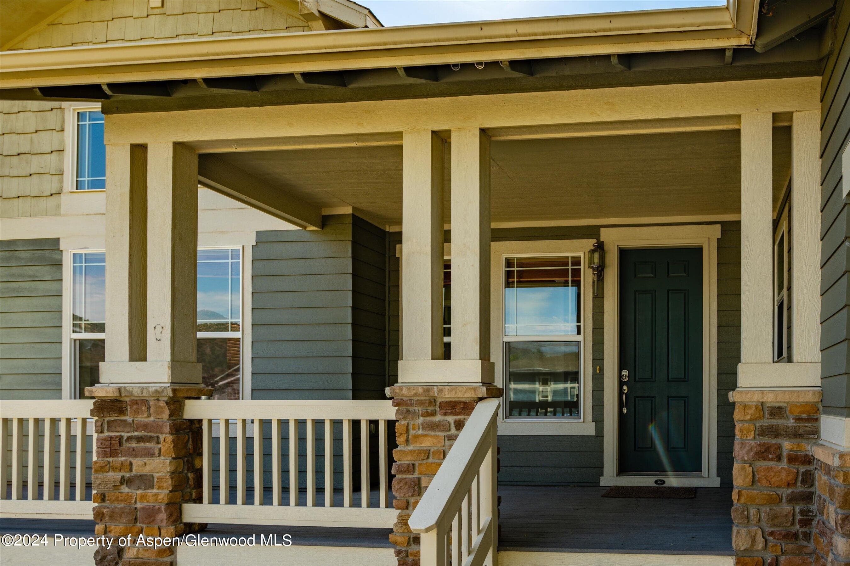 27 Mount Harvard Court, New Castle, CO 81647 - Photo 4