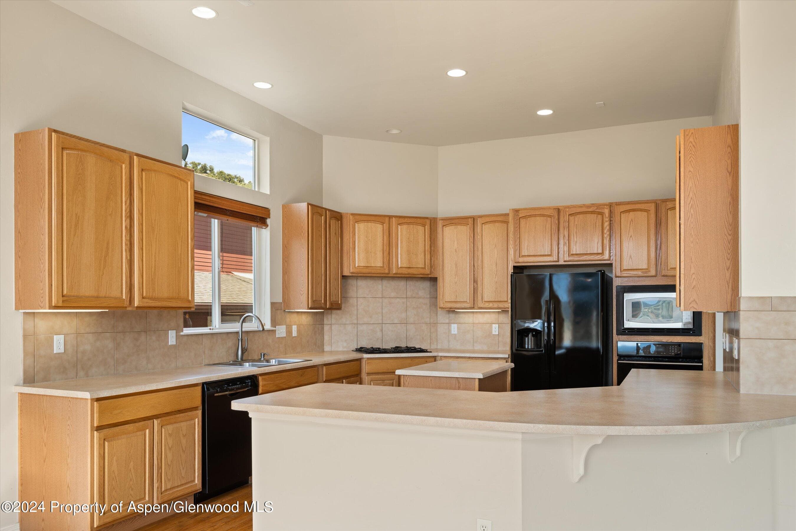 27 Mount Harvard Court, New Castle, CO 81647 - Photo 12