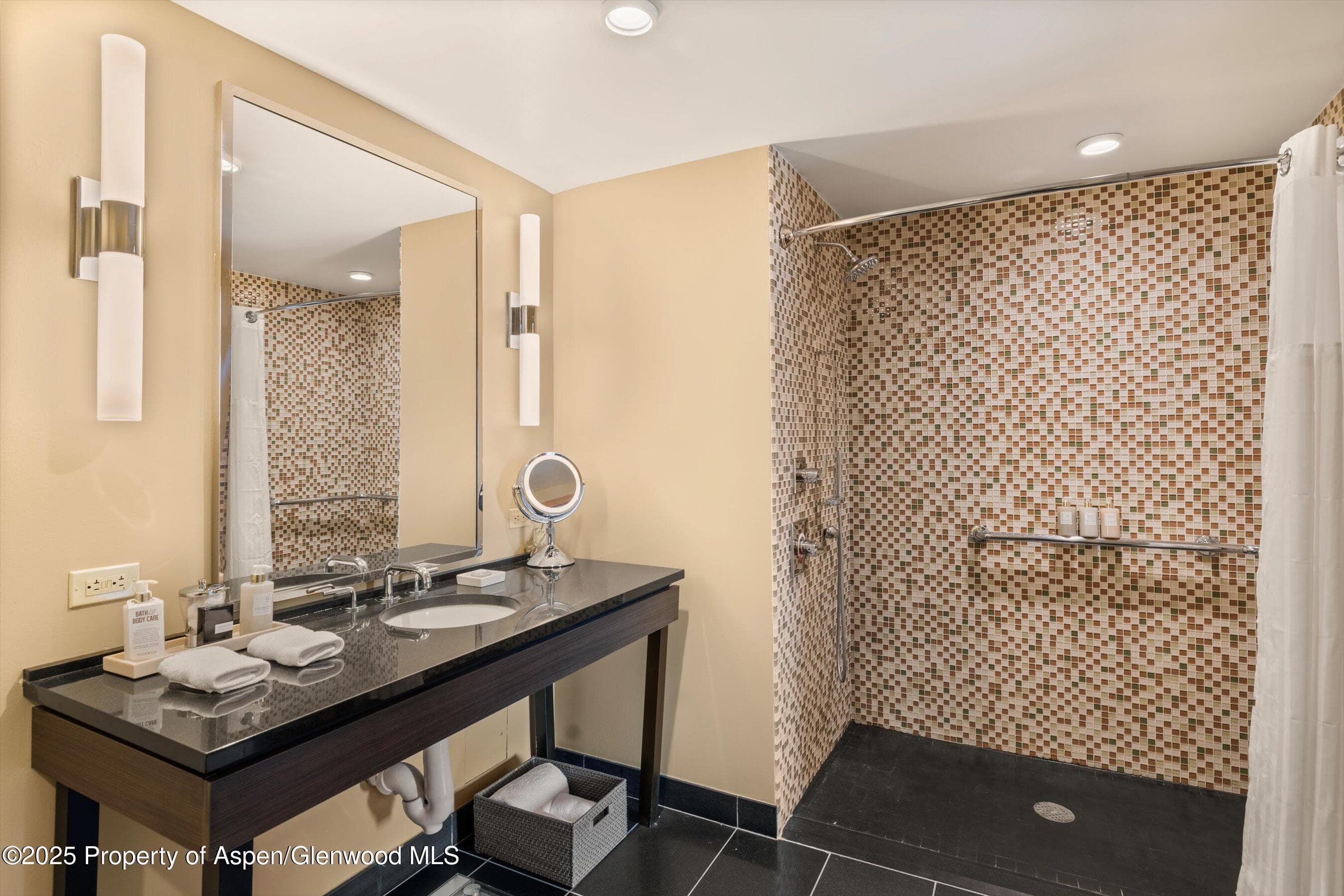 130 Wood Road 530, Snowmass Village, CO 81615 - Photo 10