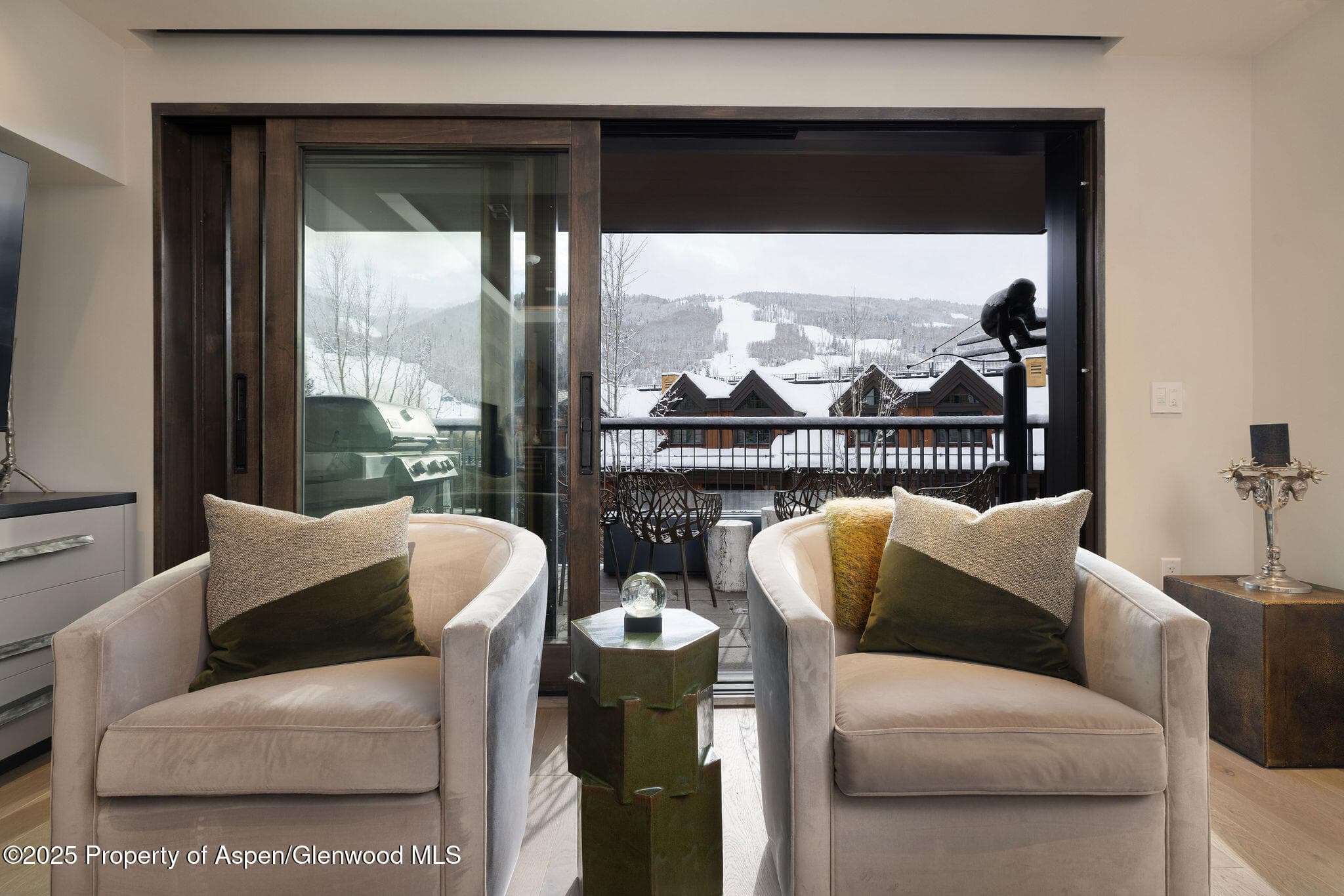 430 S Frontage Road RU-205, Vail, CO 81657 - Photo 2