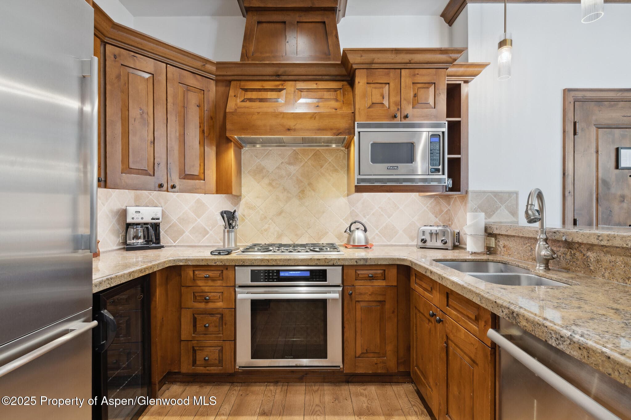 415 E Dean St, Unit 4, Weeks 5 & 6, Aspen, CO 81611 - Photo 7