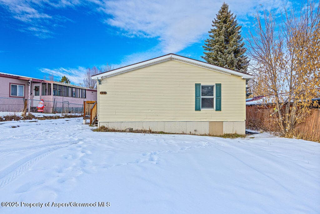 405 Hawthorn Street, Craig, CO 81625 - Photo 4