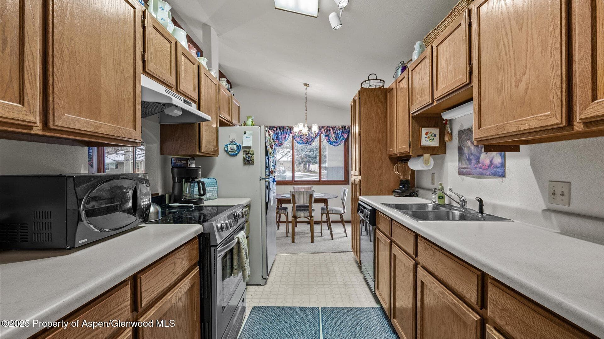 204 Buckthorn Road, New Castle, CO 81647 - Photo 9