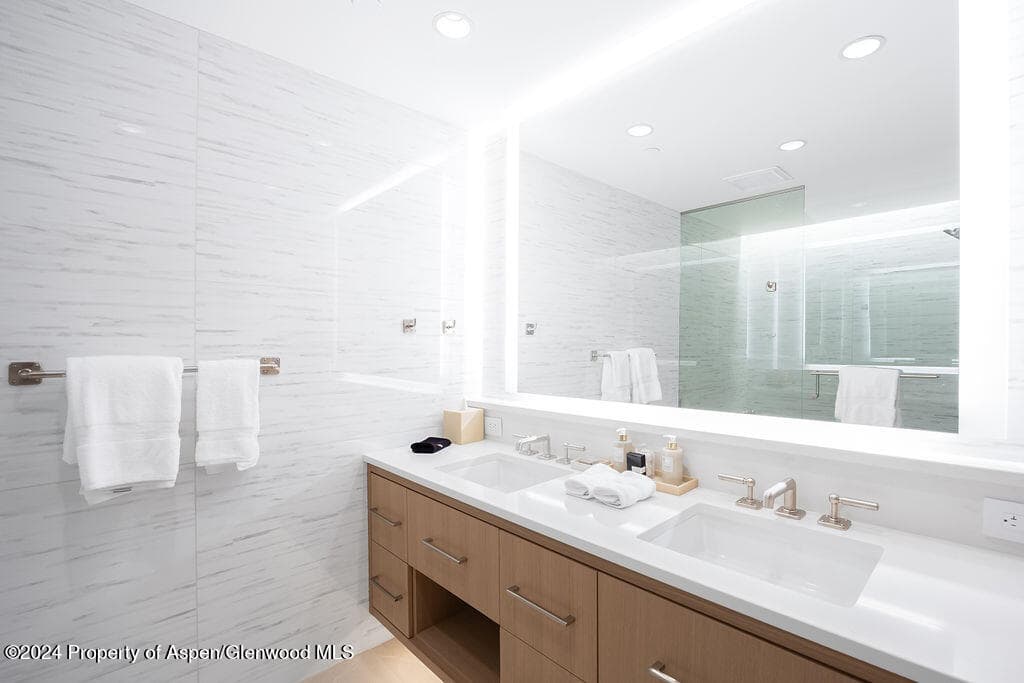 130 Wood Road 464, Snowmass Village, CO 81615 - Photo 11